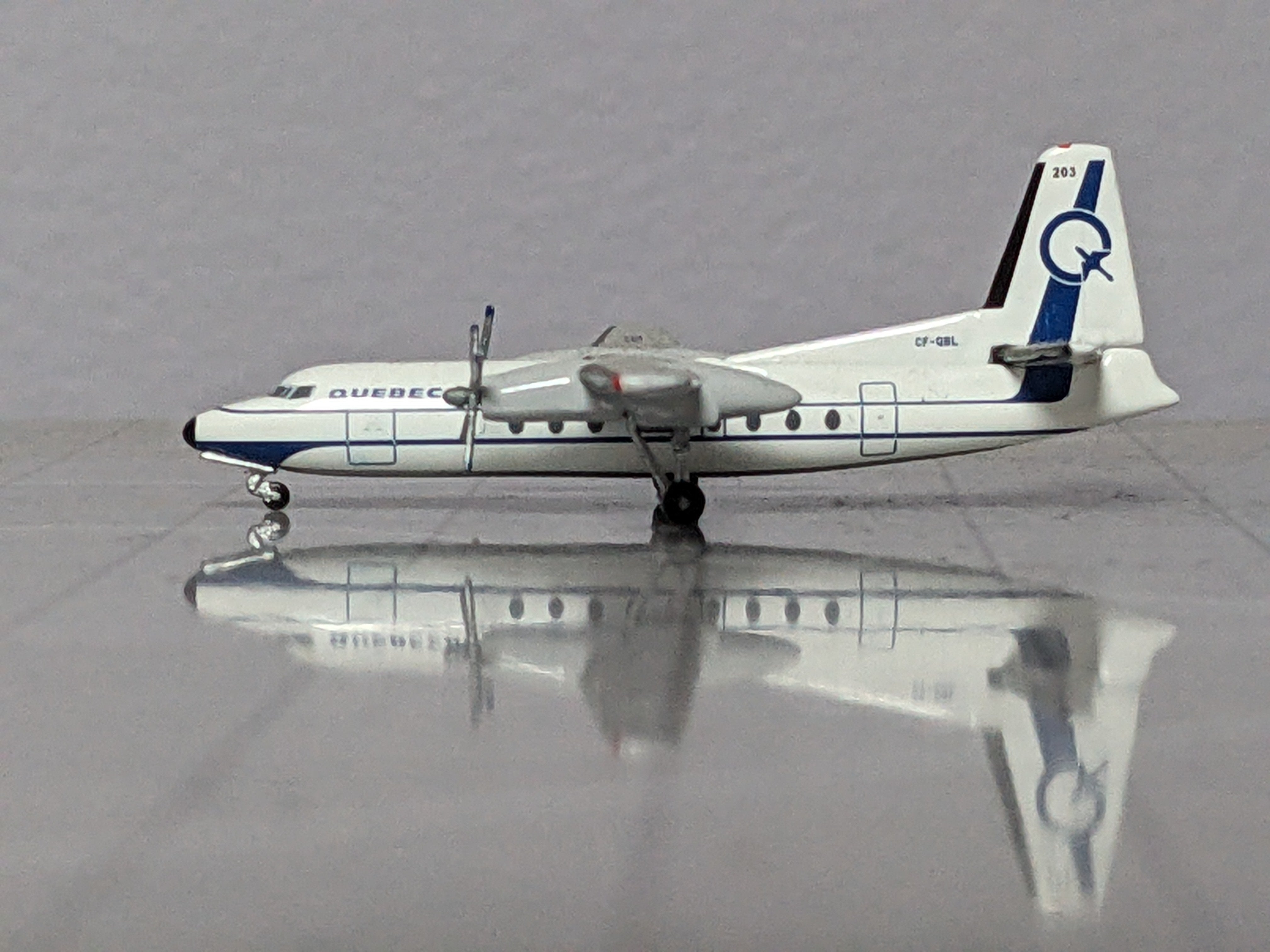 1:400 AEROCLASSICS QUEBEC AIR FOKKER 27 CF-QBL