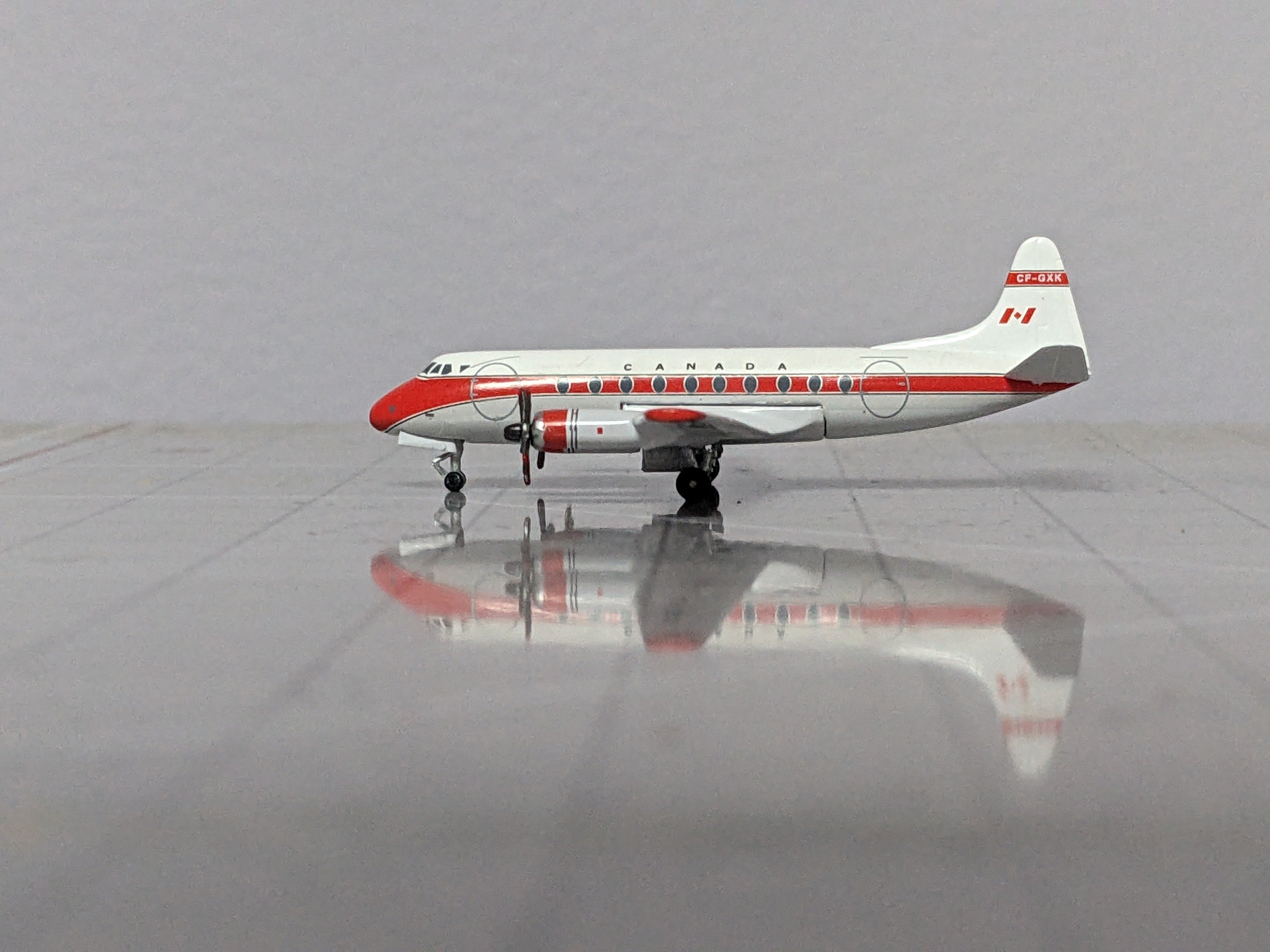 1:400 AEROCLASSICS CANADA VISCOUNT CF-GXK
