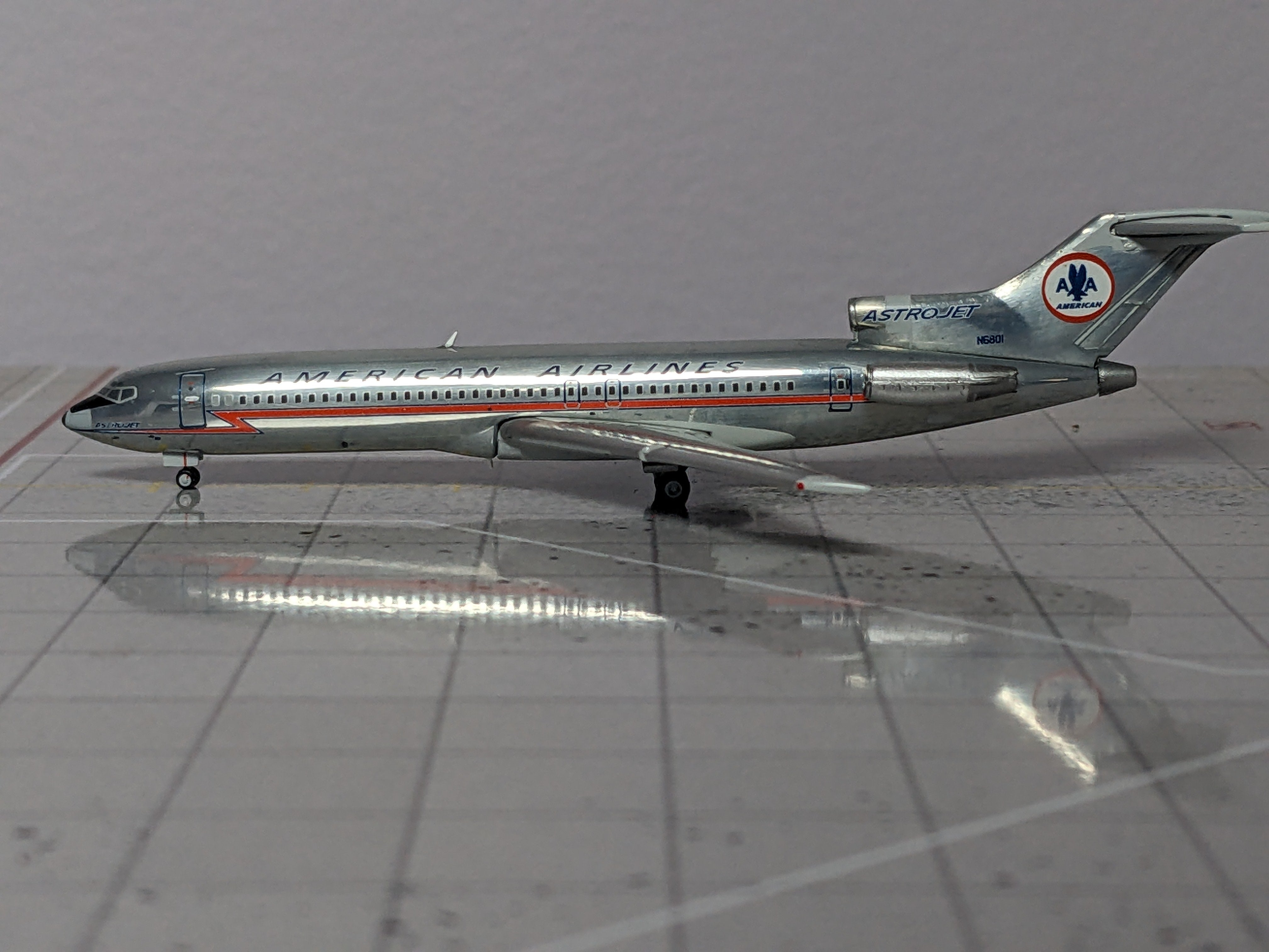 1:400 JC AMERICAN B727-200 N6801