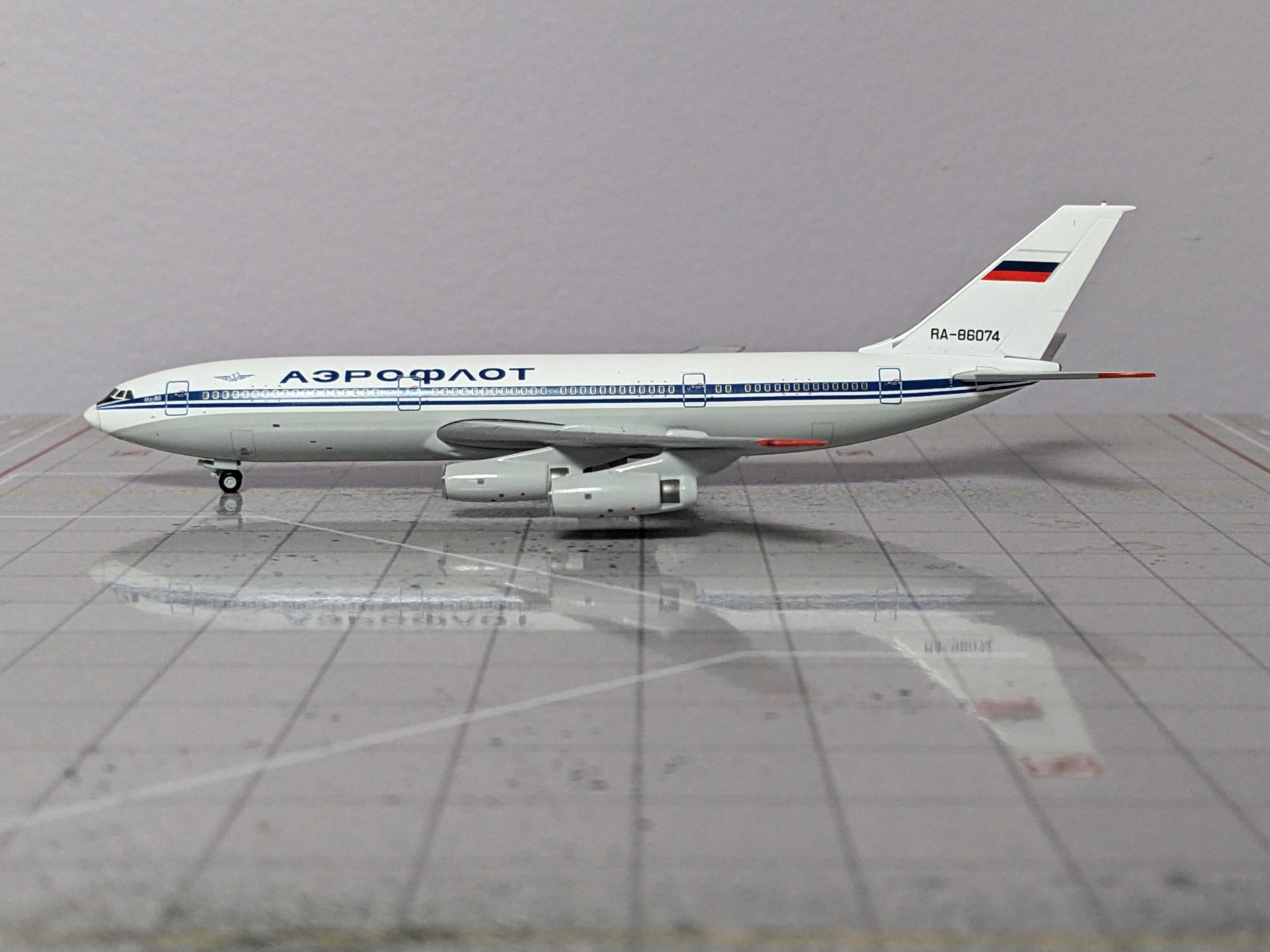 1:400 JC AEROFLOT IL-86 RA-86074