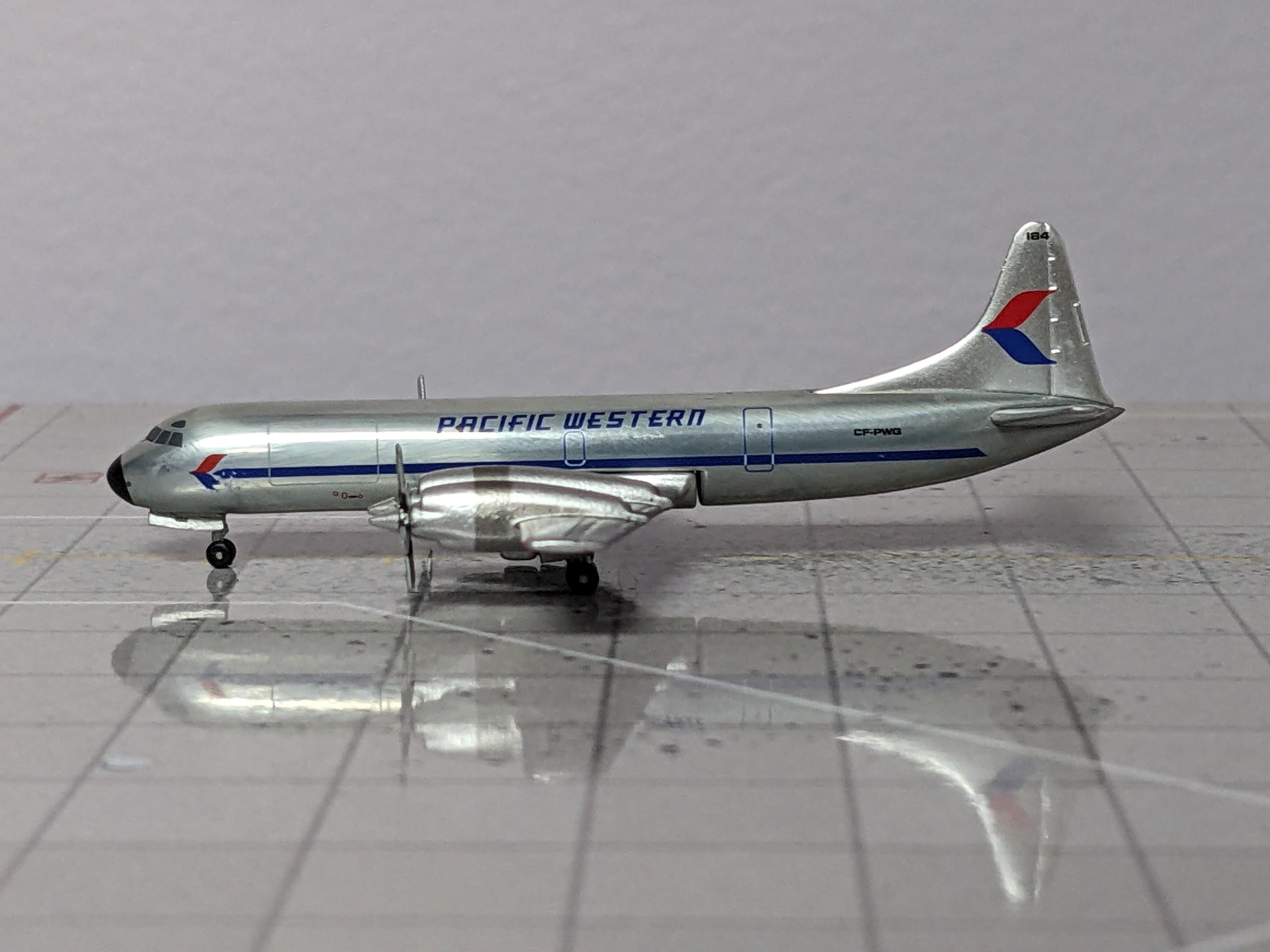 1:400 AEROCLASSICS PACIFIC WESTERN CARGO L-188 CF-PWG