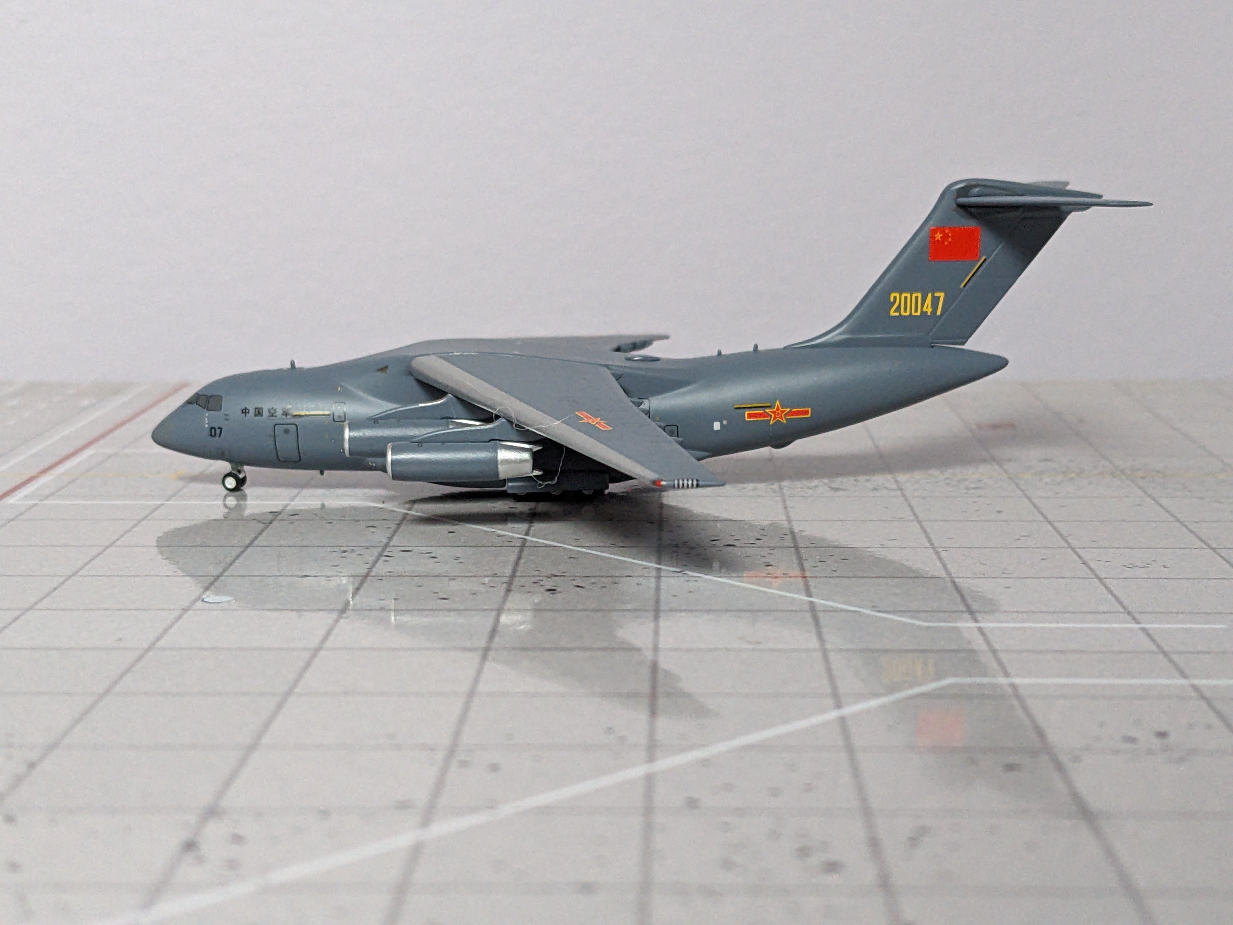 1:400 NG PLAAF XIAN Y-20 CHINA 20047