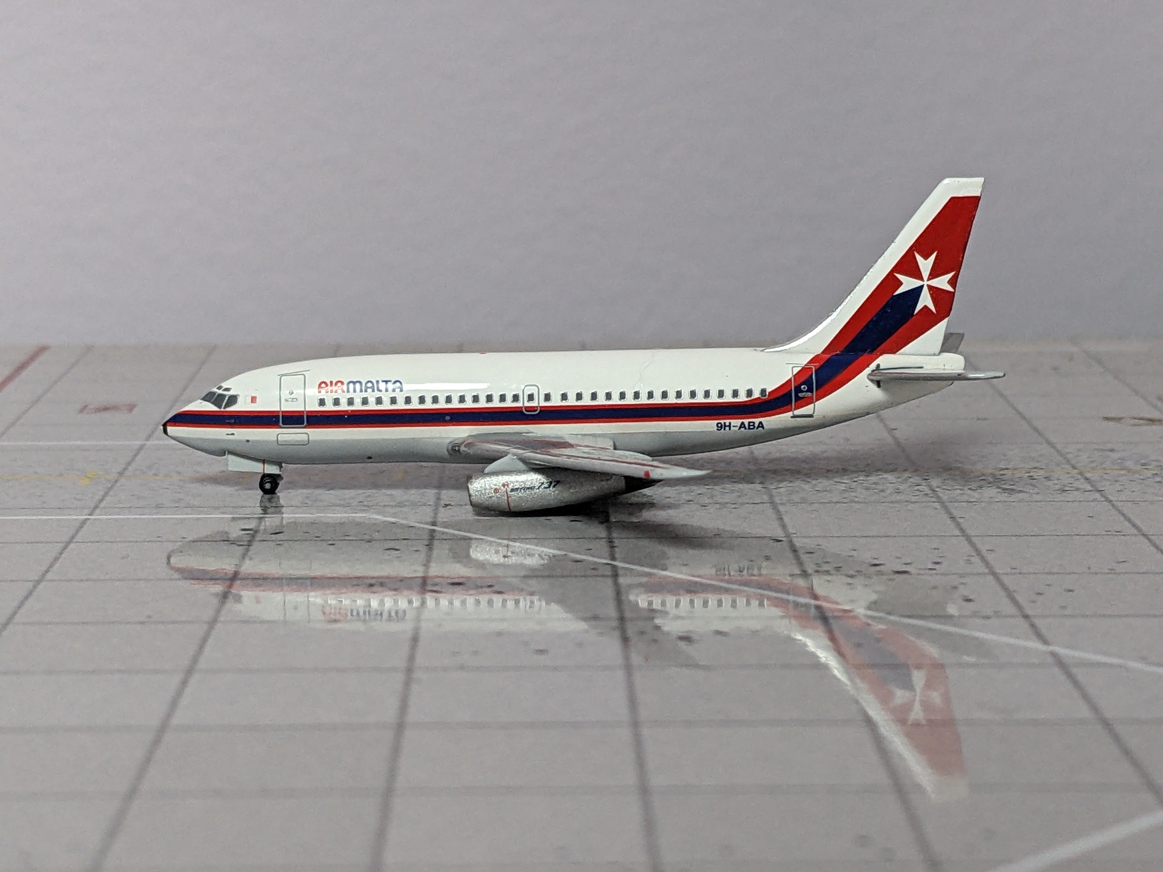 1:400 AEROCLASSICS AIR MALTA 9H-ABA