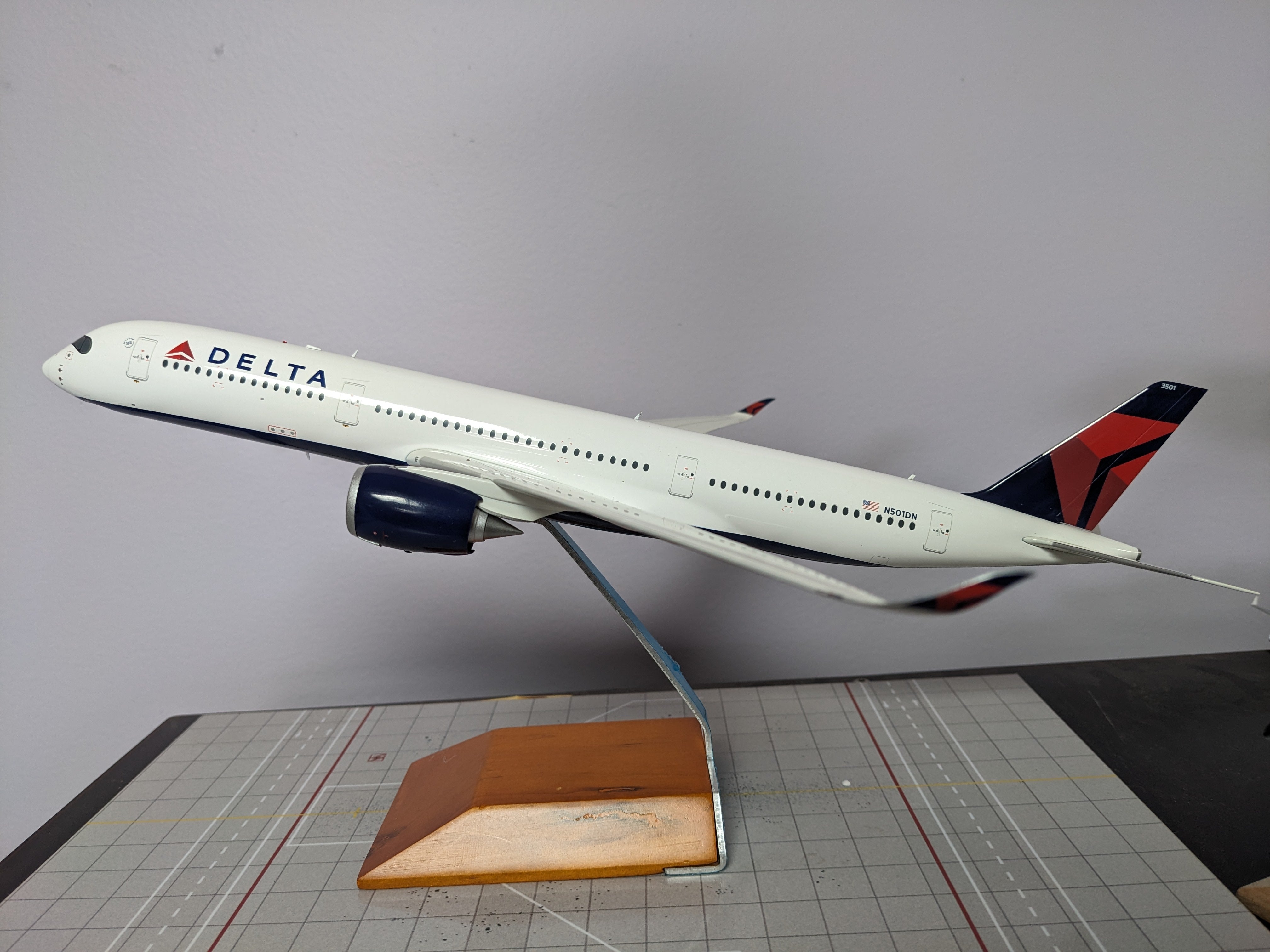 1:200 GEMINI DELTA A350-900 N501DN
