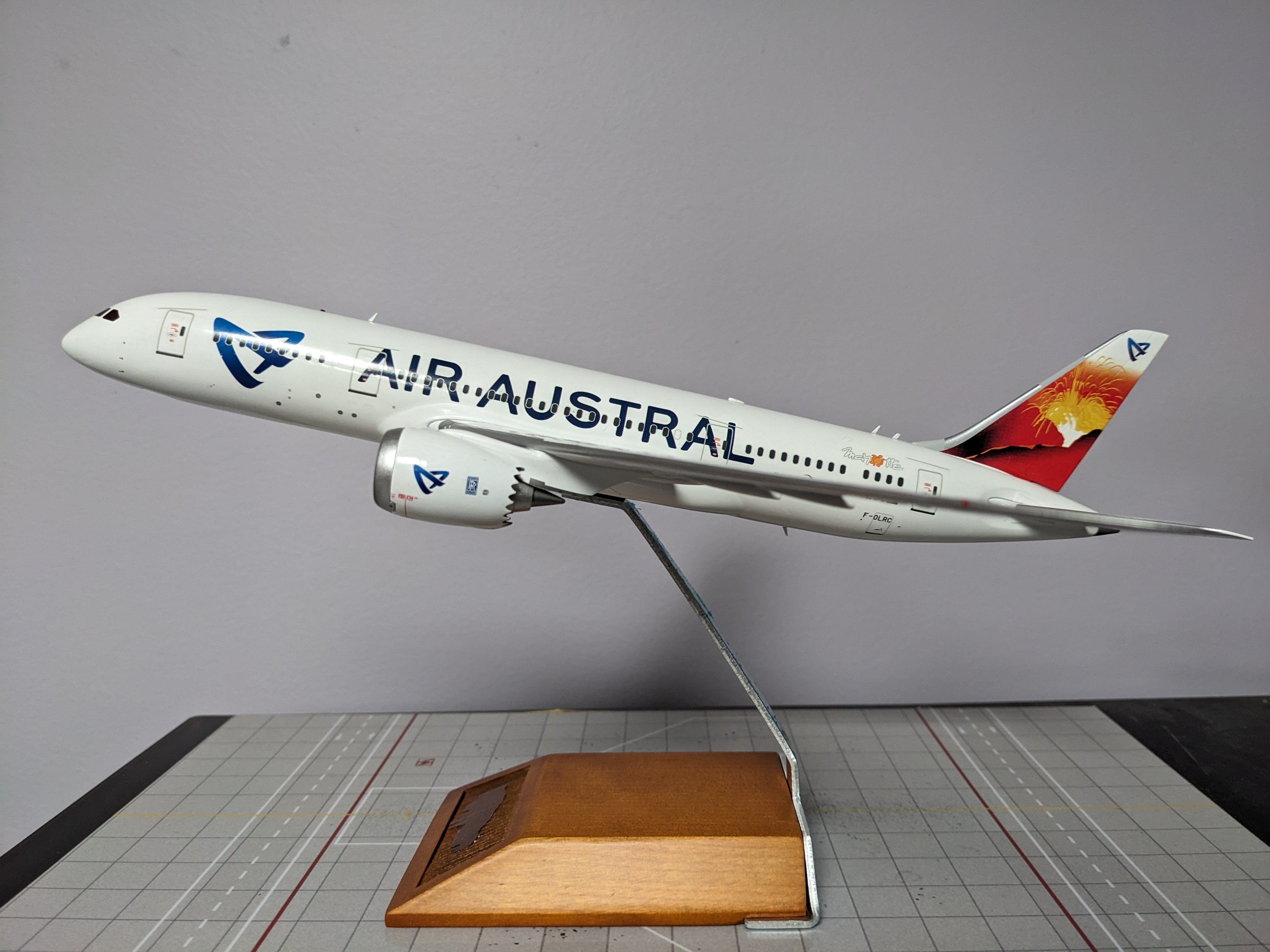 1:200 JC AIR AUSTRAL B787-9 F-DLRC