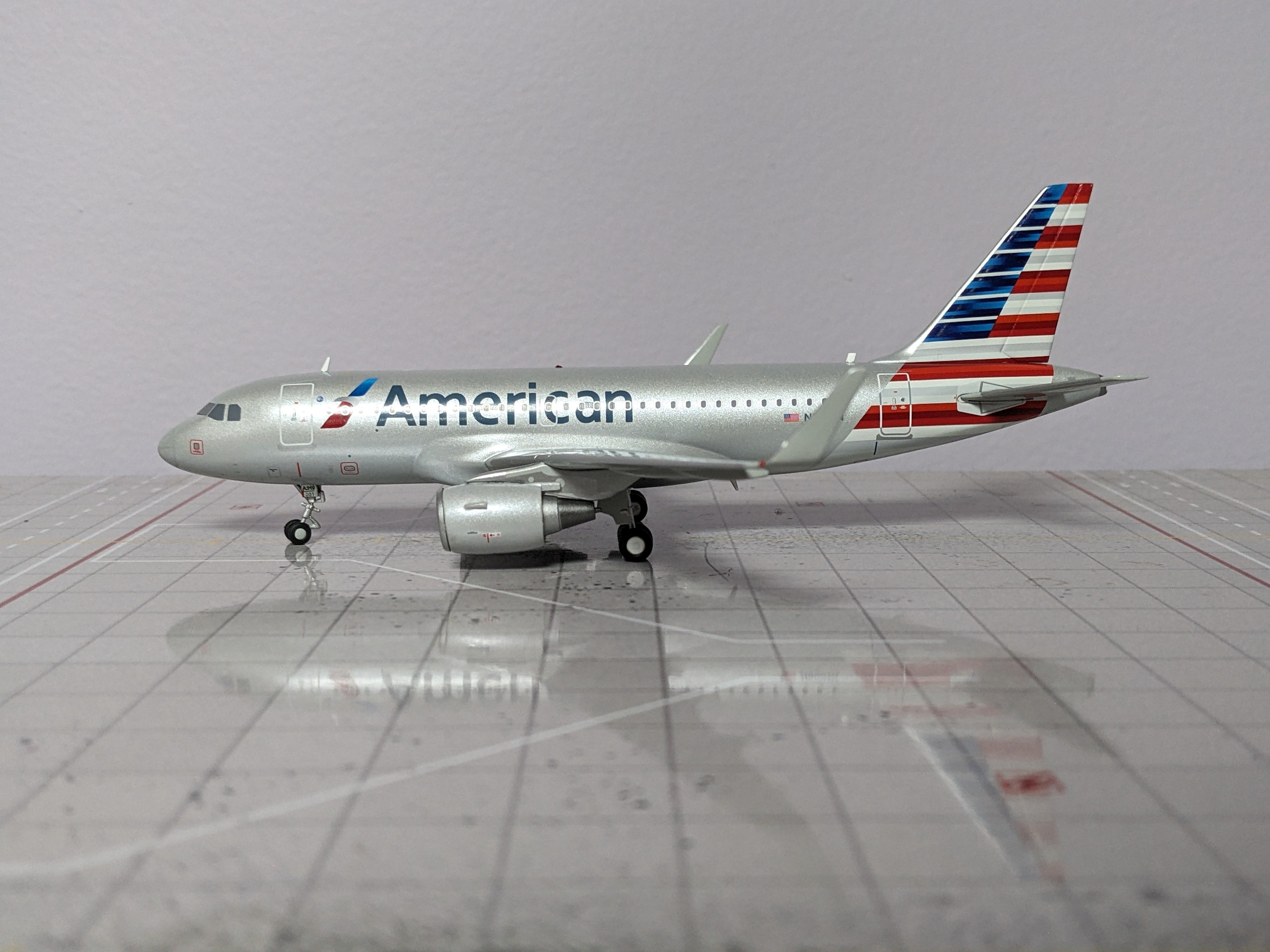 1:200 GEMINI AMERICAN A319 N8801N G2AAL417