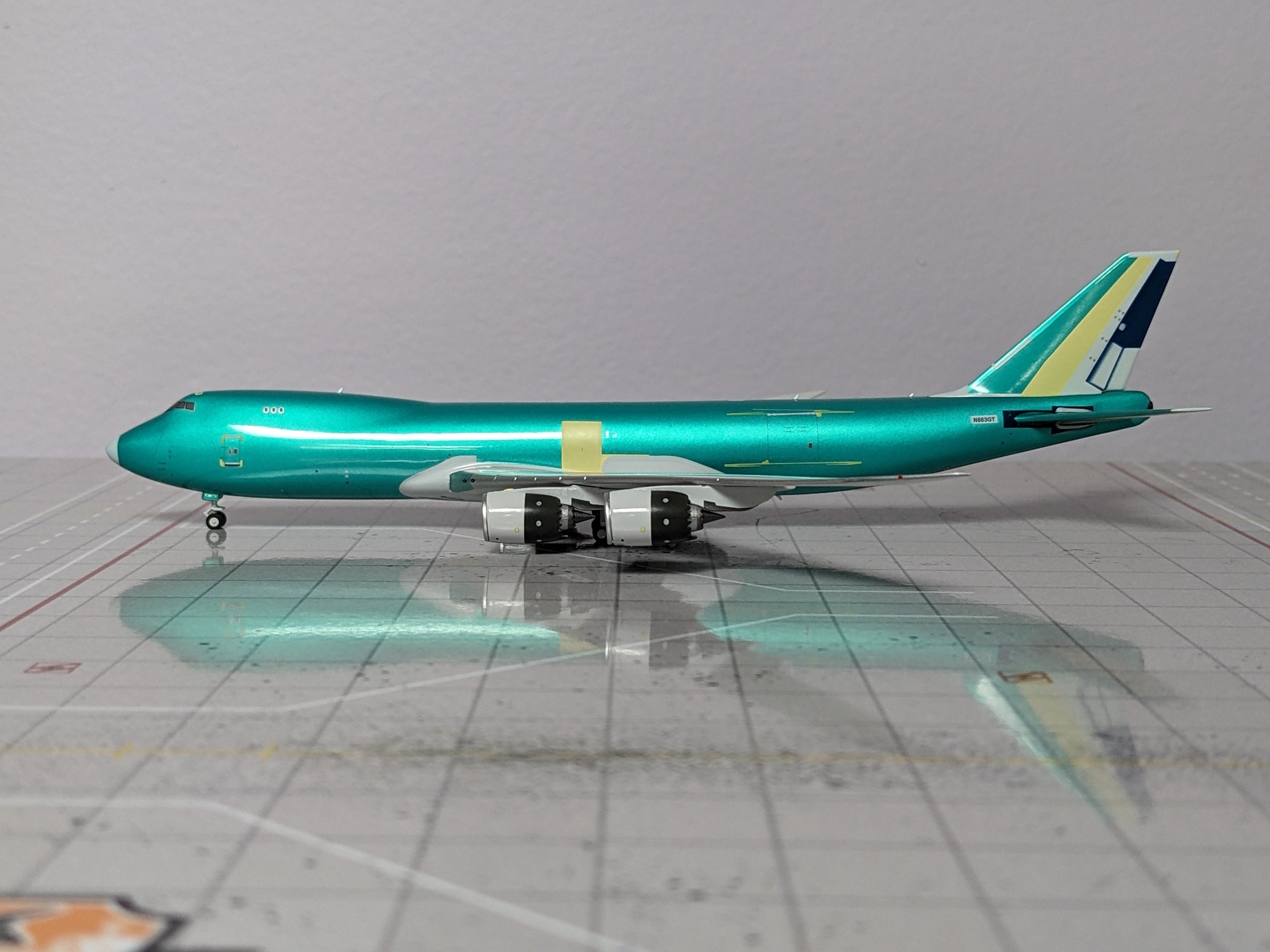 1:400 NG ATLAS AIR B747-8F N863GT ultimate collection