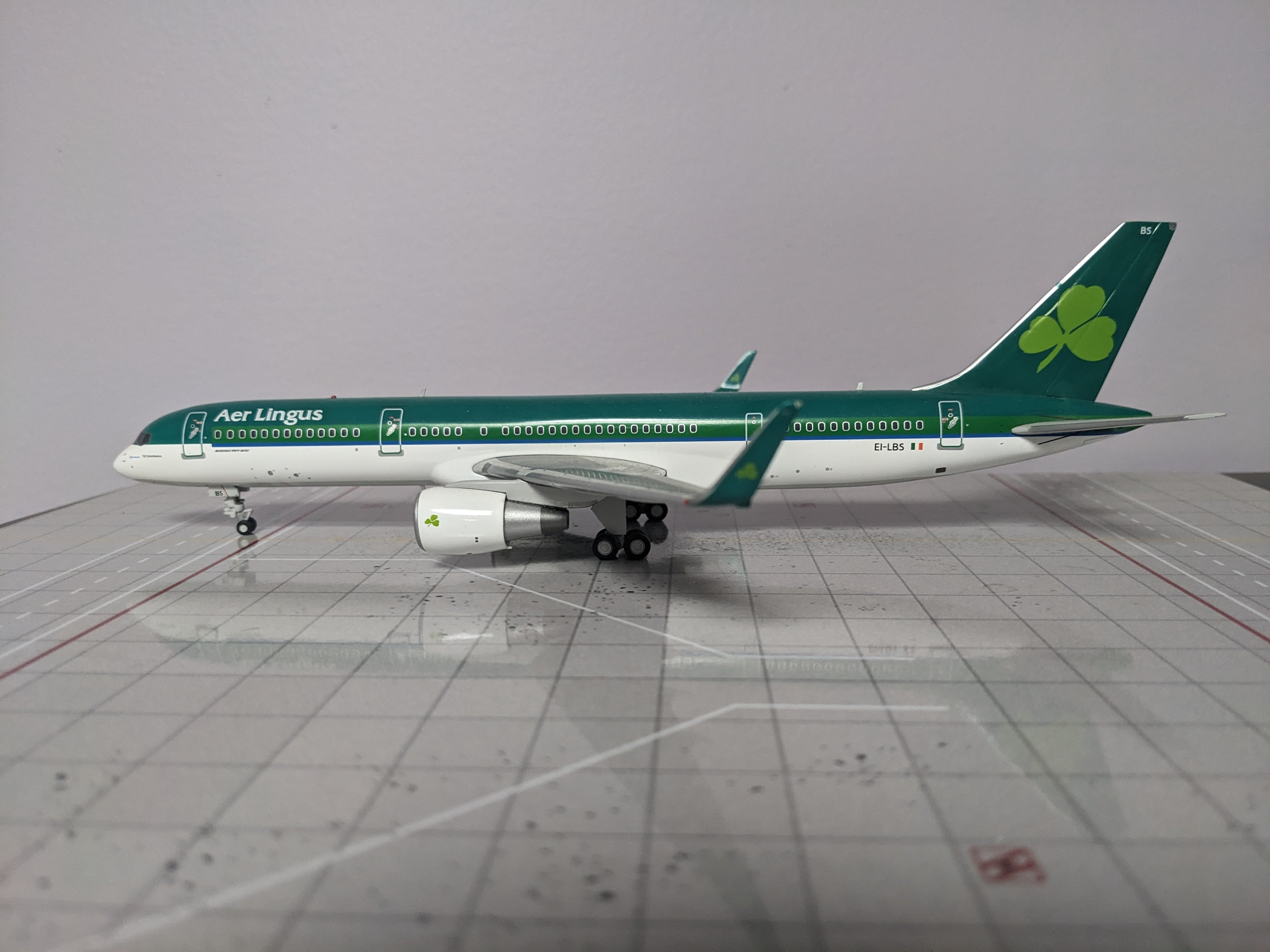 1:200 GEMINI AER LINGUS B757-200 EI-LBS