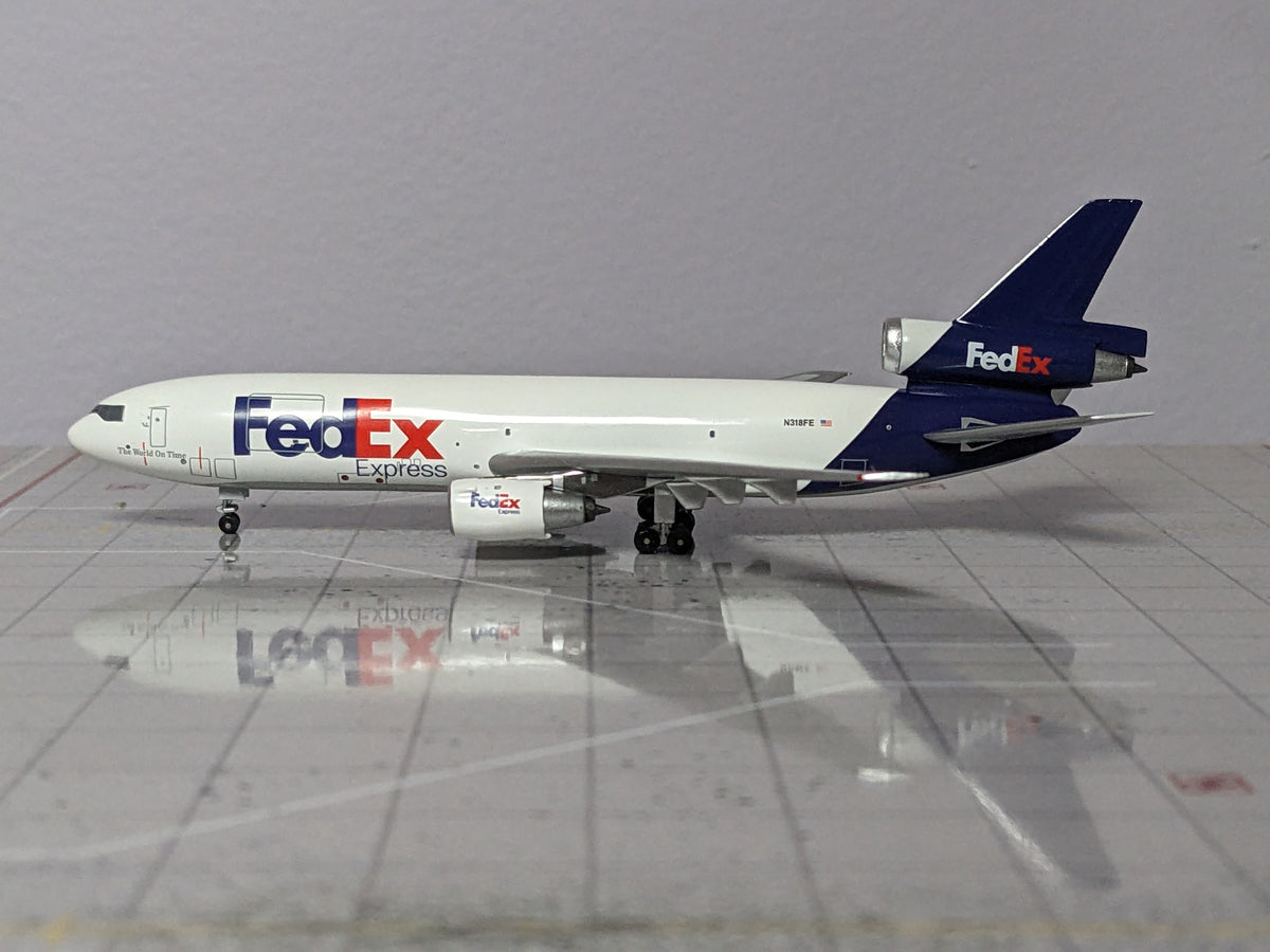 1:400 AEROCLASSICS FEDEX DC-10-30 N318FE