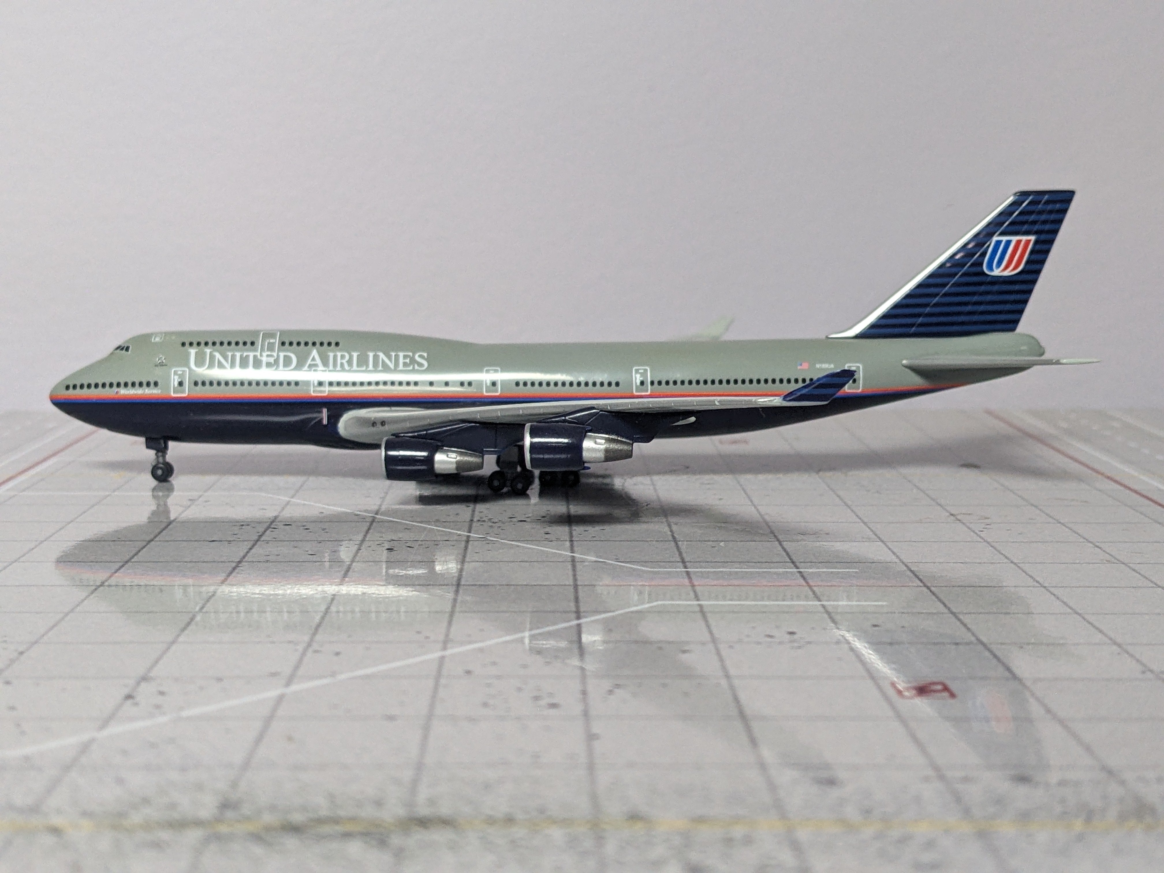 1:400 DRAGON UNITED B747-400 N189UA