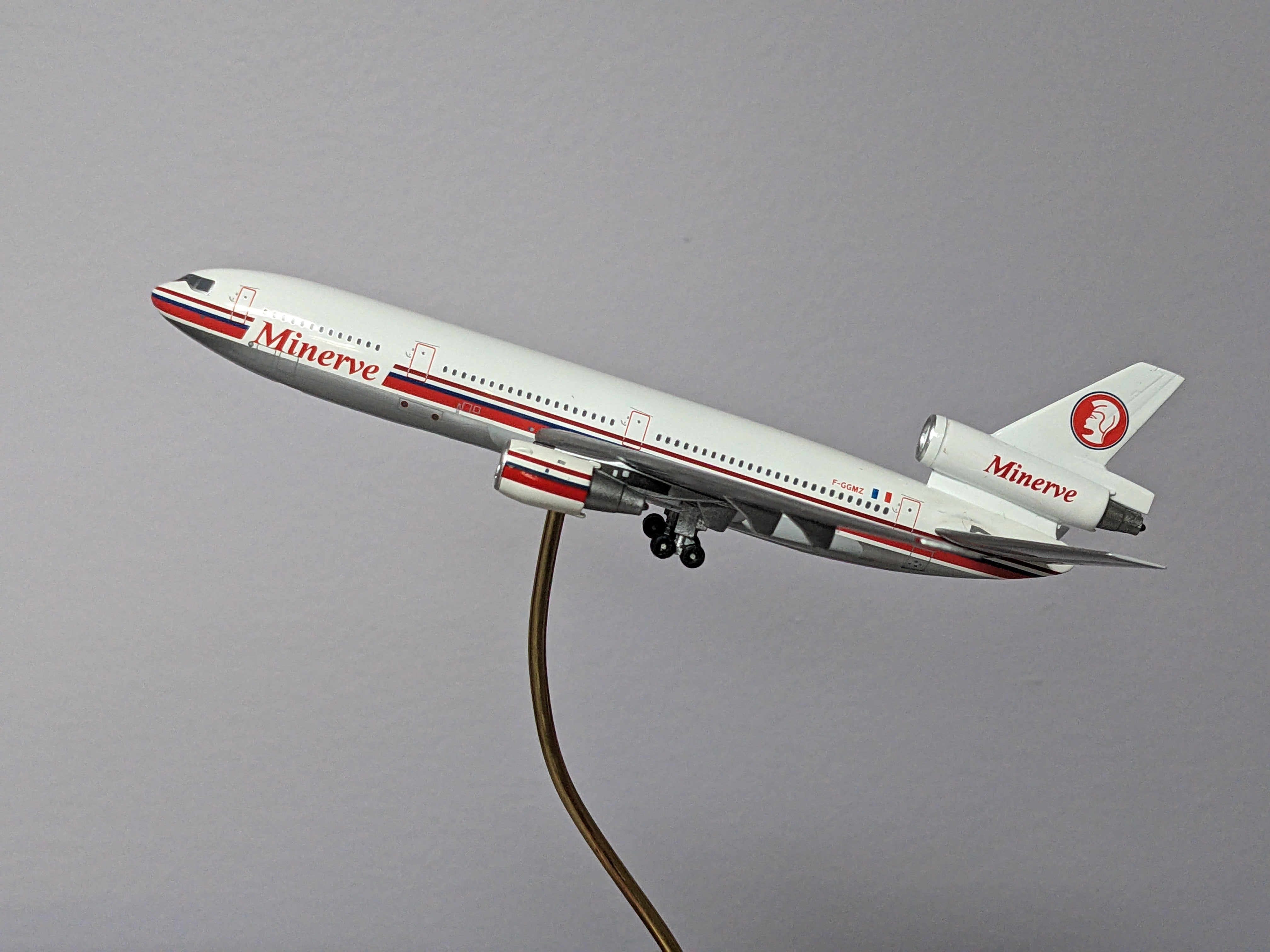 1:400 AEROCLASSICS MINERVE DC-10-30 F-GGMZ