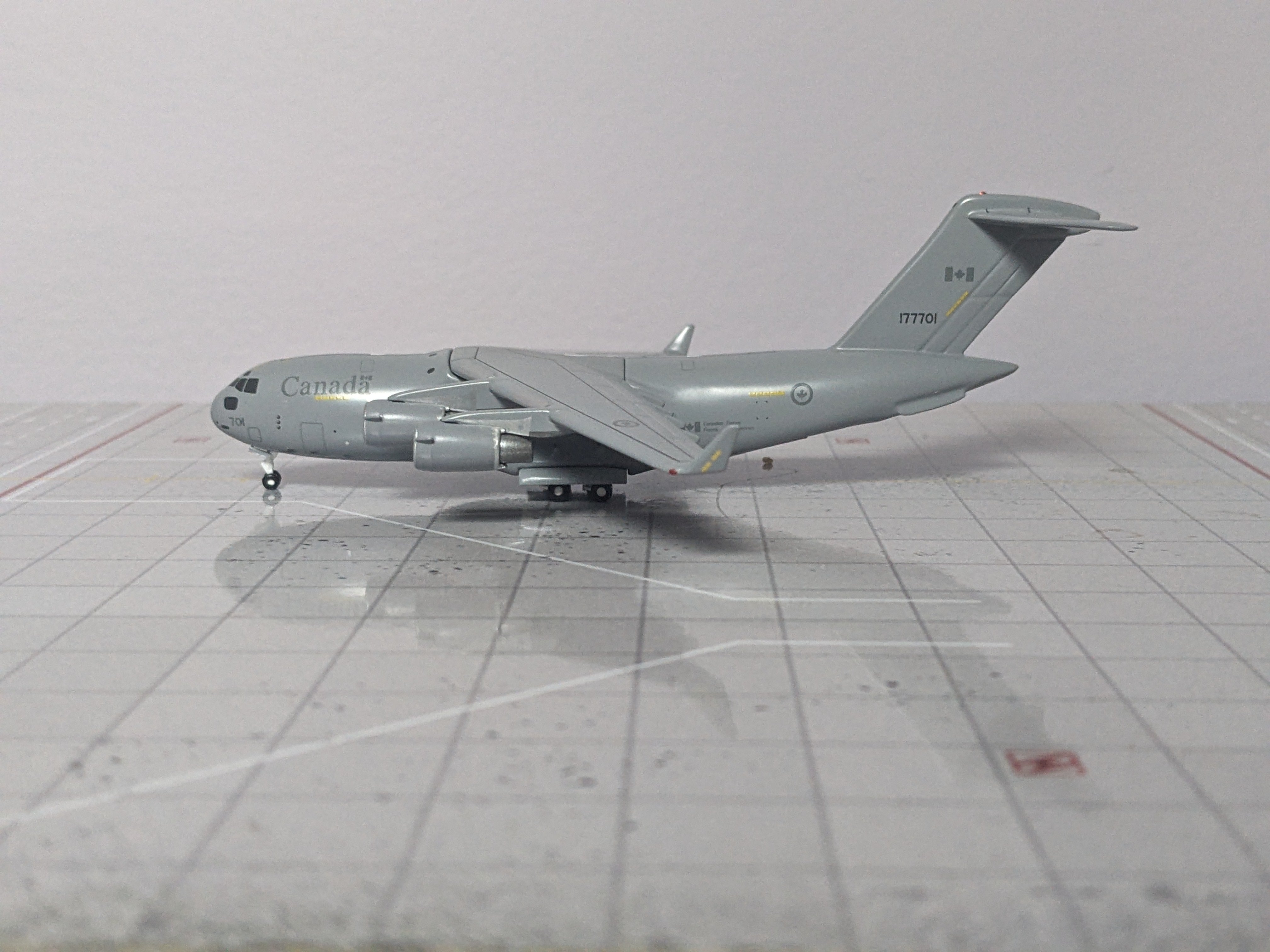 1:400 GEMINI RCAF C-17 177701