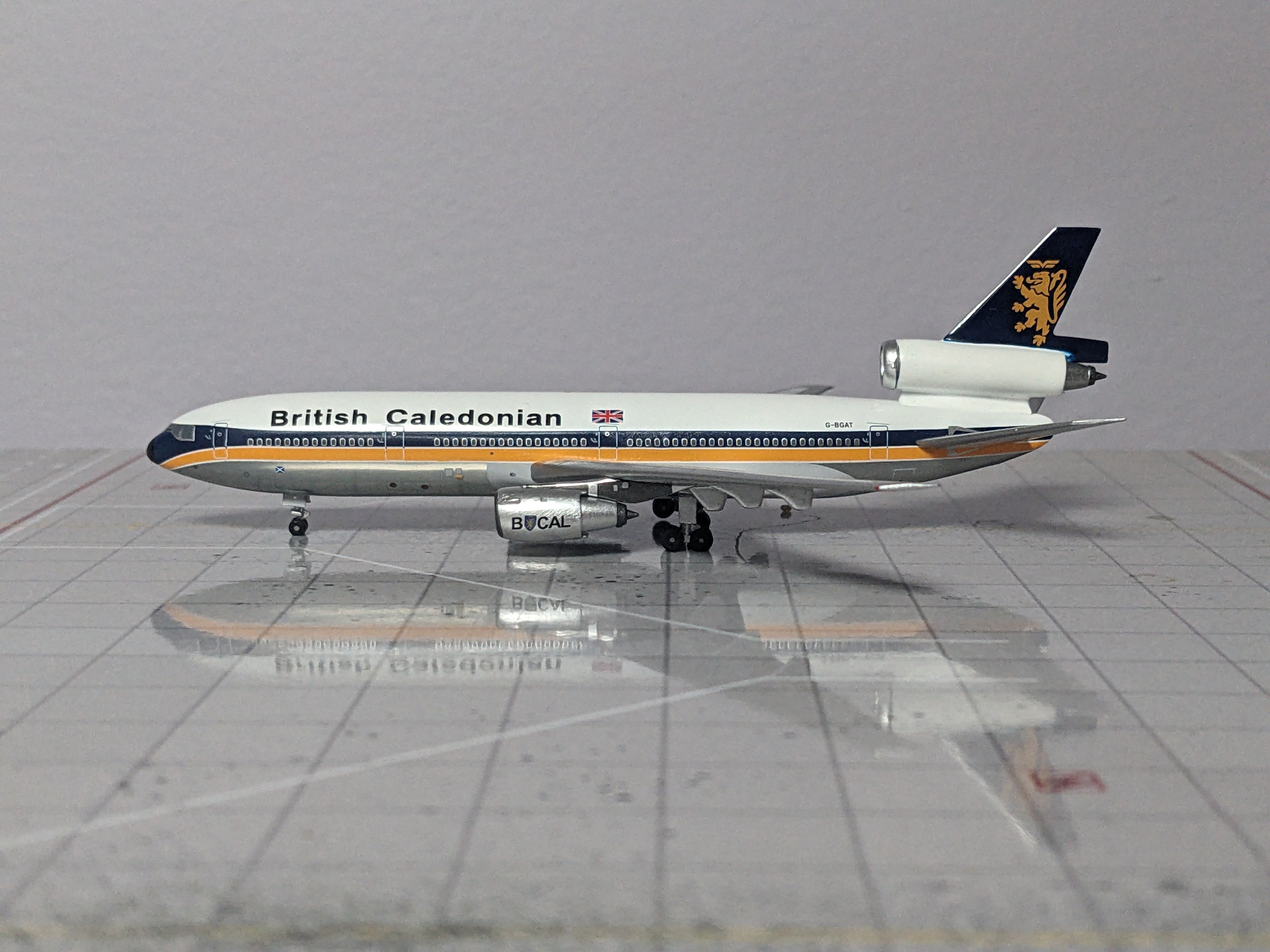 1:400 AEROCLASSICS BRITISH CALEDONIAN DC-10-30 G-BGAT