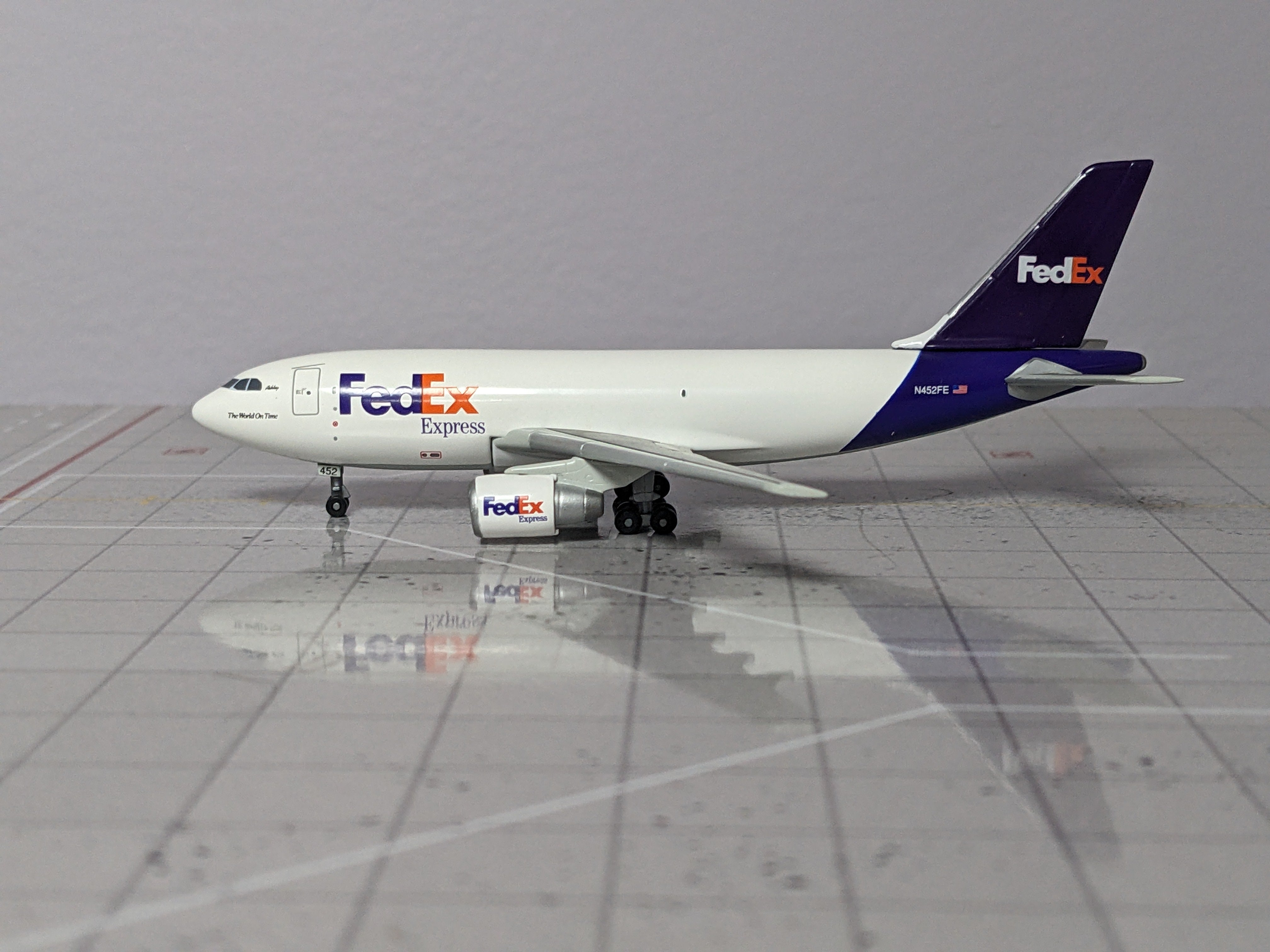 1:400 DRAGON FEDEX A310 N452FE