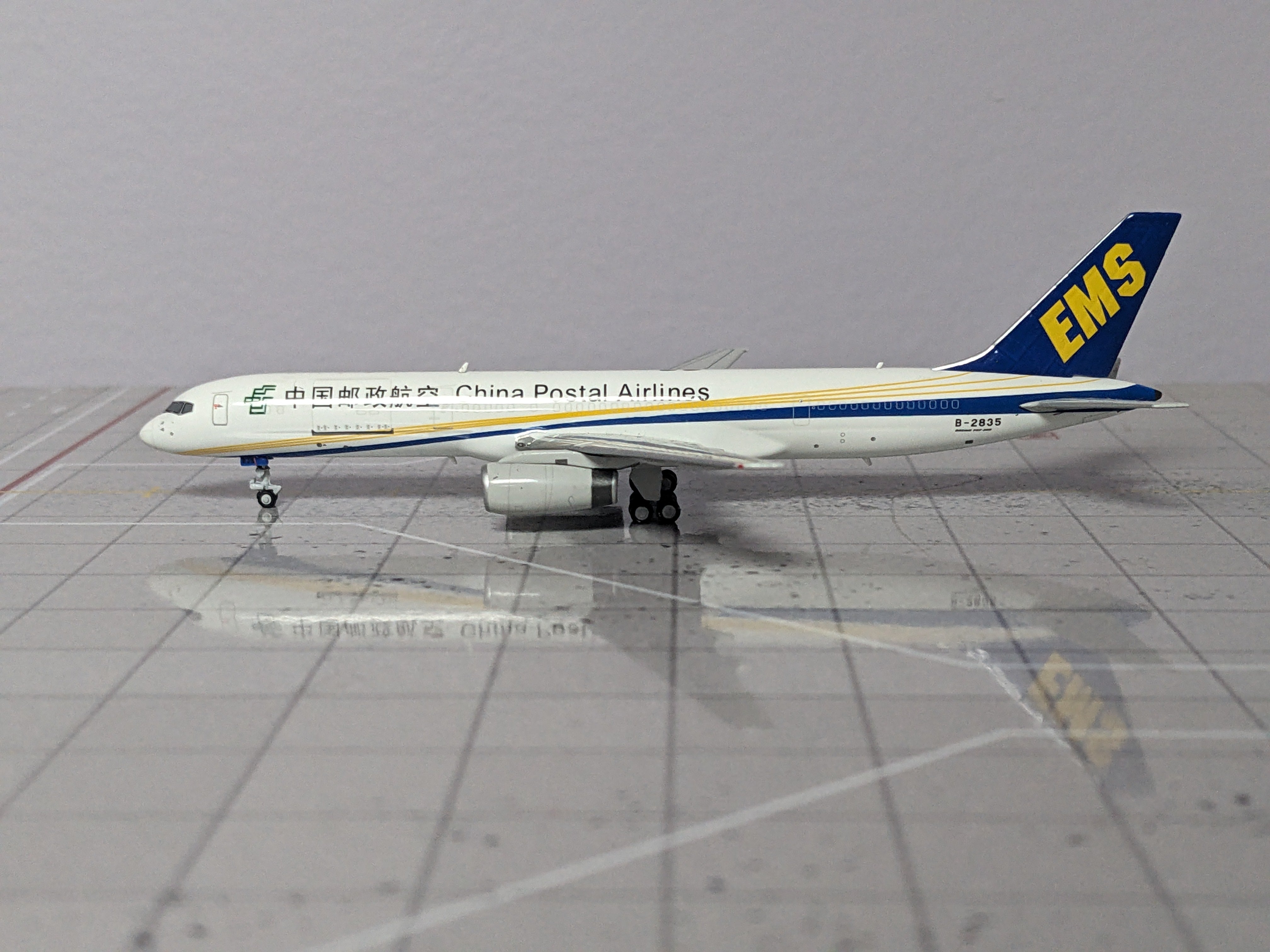 1:400 NG CHINA POSTAL AIRLINES B757-200 B-2835 "COLLECTORS TIN"
