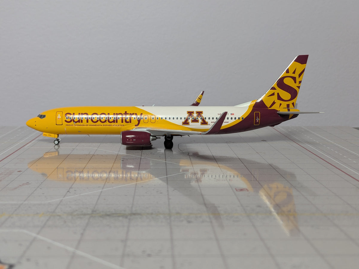 1:200 NG SUN COUNTRY B737-800 N809SY "GOPHER"