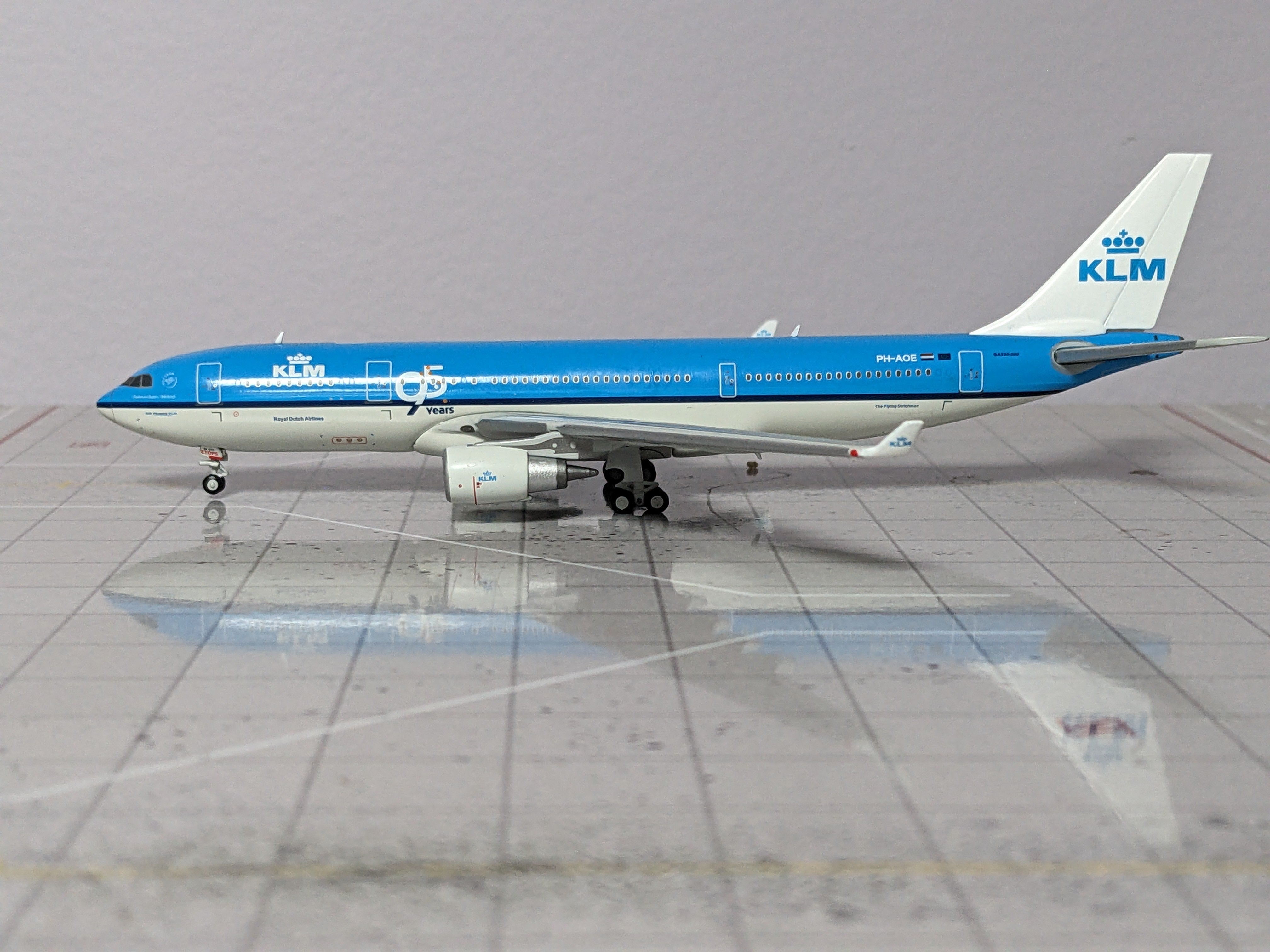 1:400 GEMINI KLM A330-200 PH-AOE