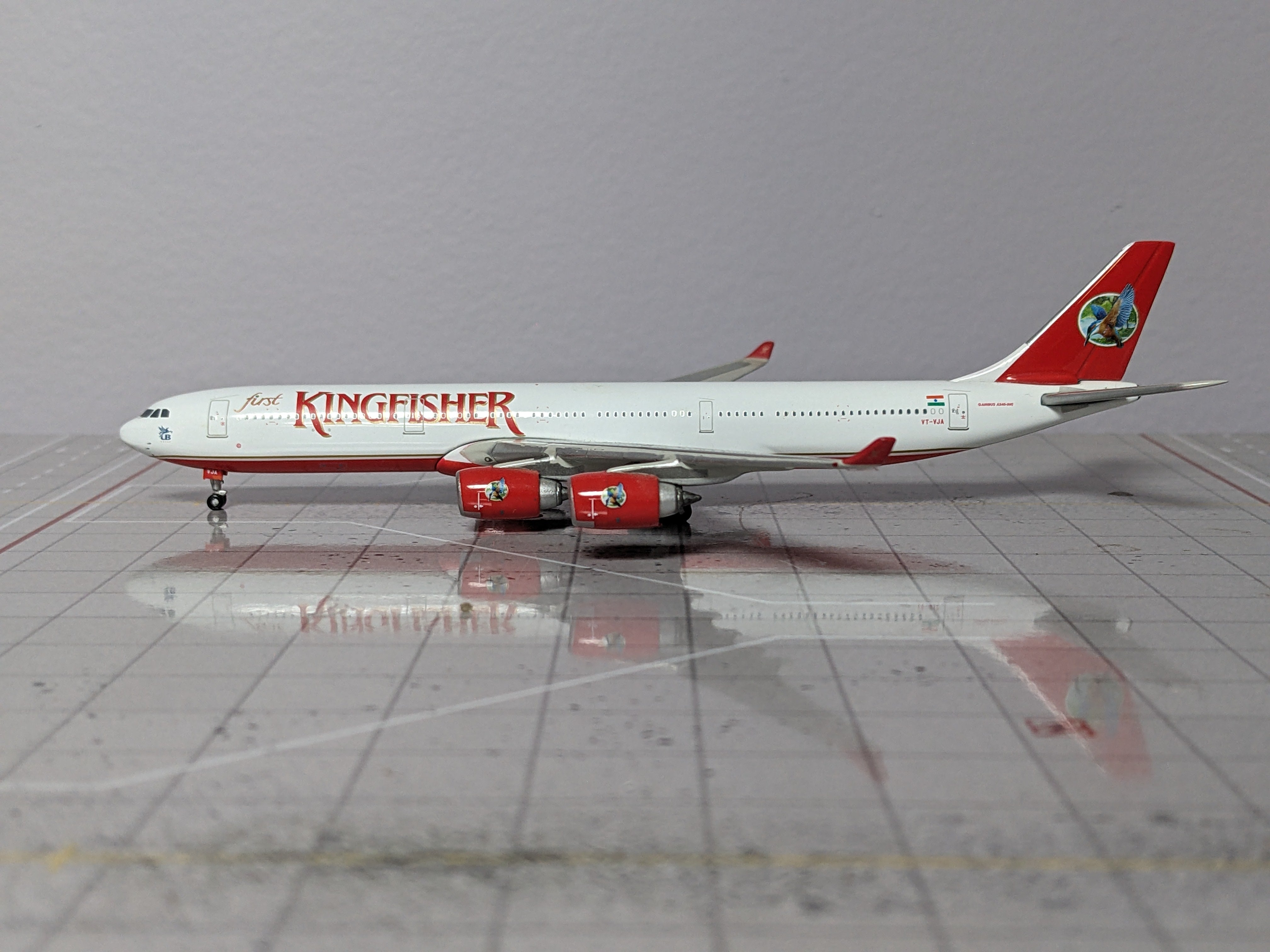 1:400 GEMINI KINGFISHER A340-500 VT-VJA
