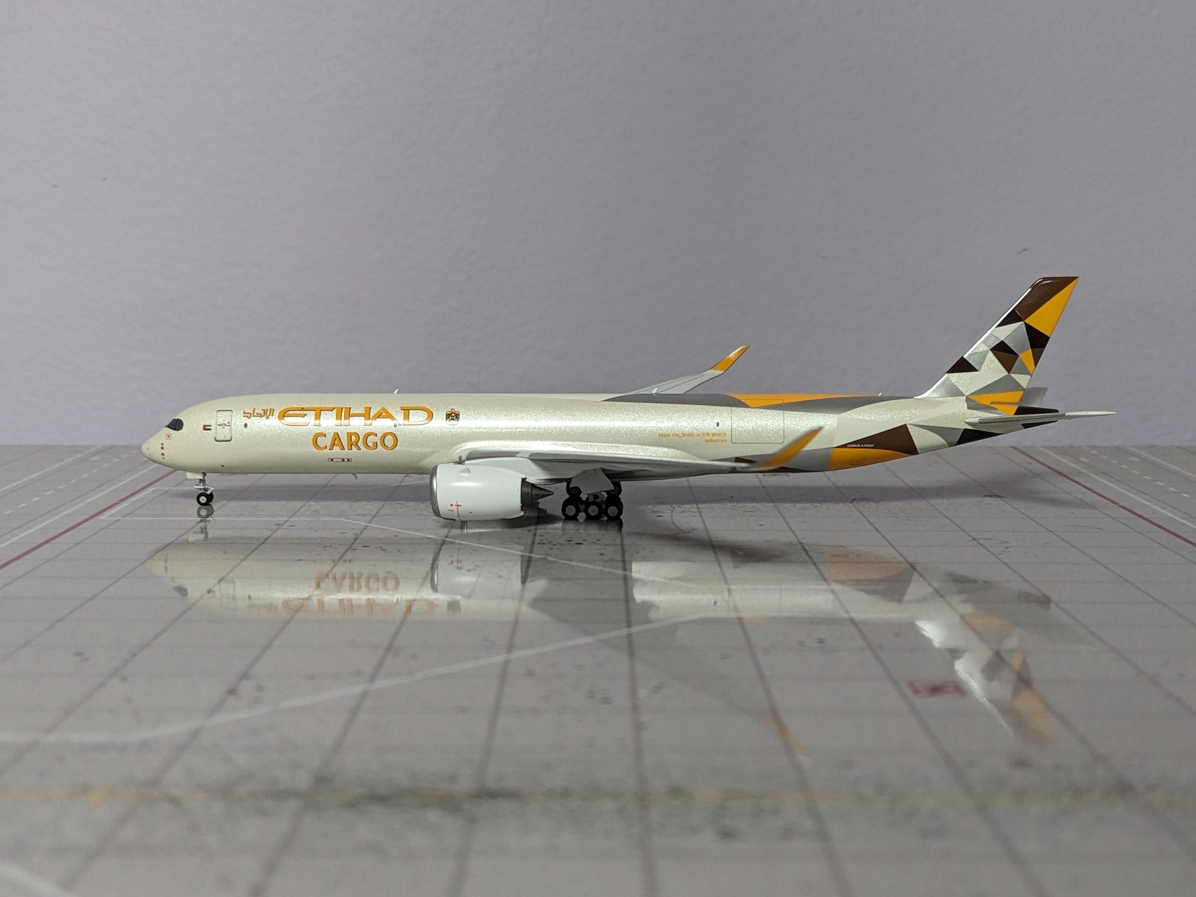 1:400 NG ETIHAD A350F