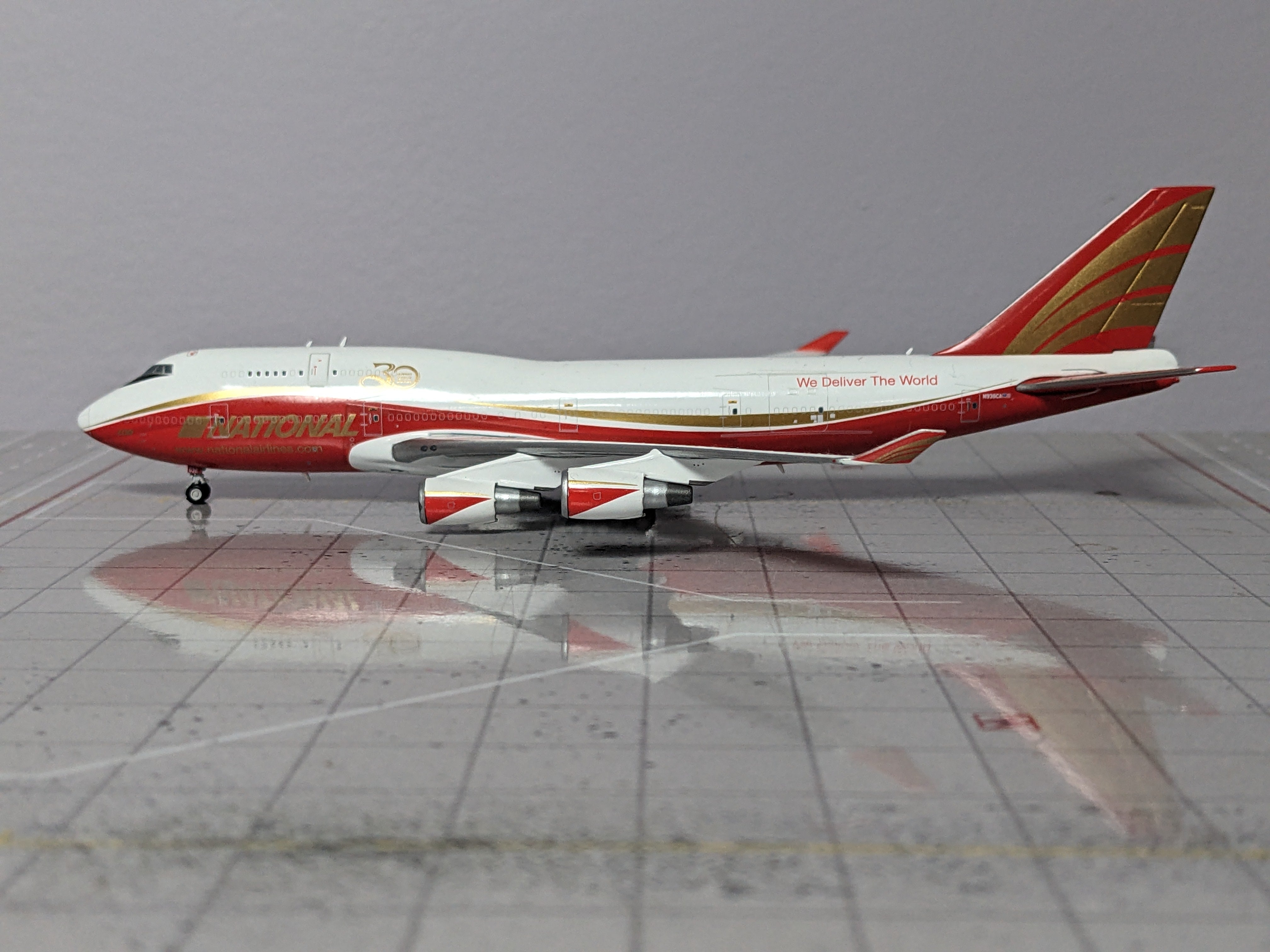 1:400 JC NATIONAL B747-400F N936CA