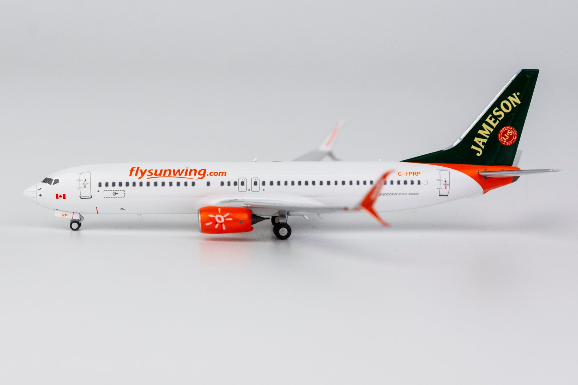 1:400 NG SUNWING B737-800/w C-FPRP "Jameson whiskey w/ scims"