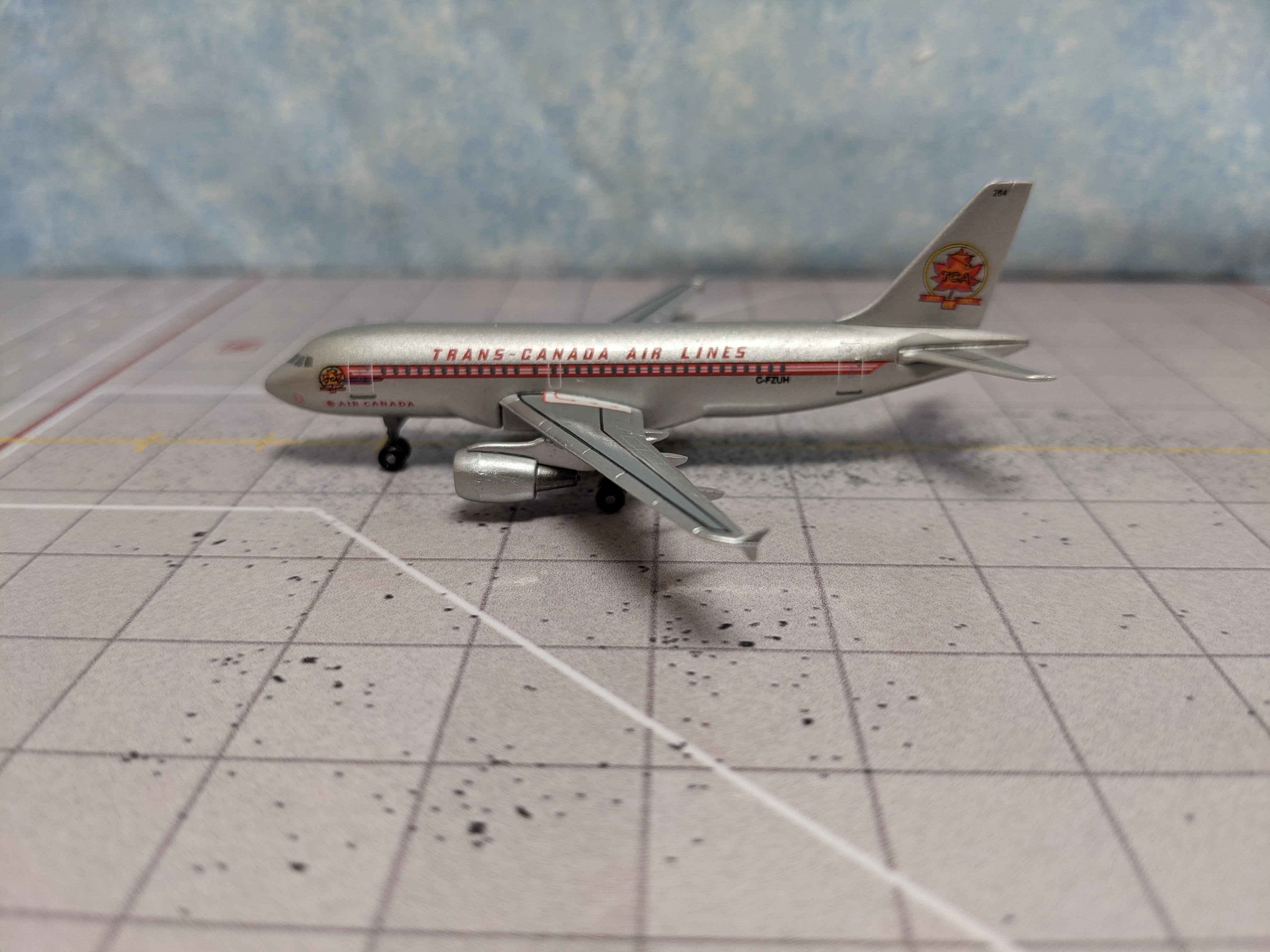 1:400 DRAGON TCA A319-114 C-FZUH