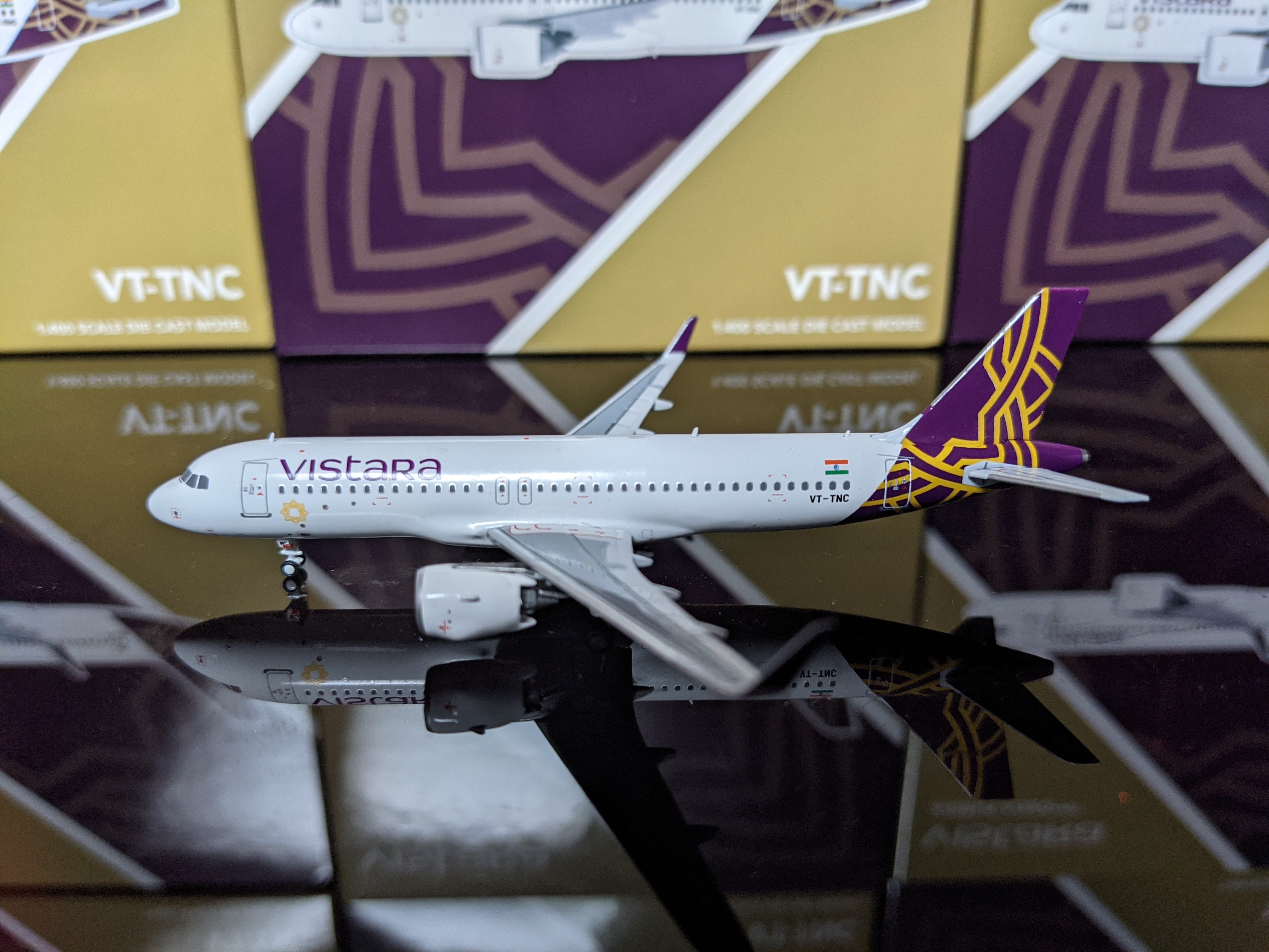 1:400 PANDA VISTARA A320neo VT-TNC