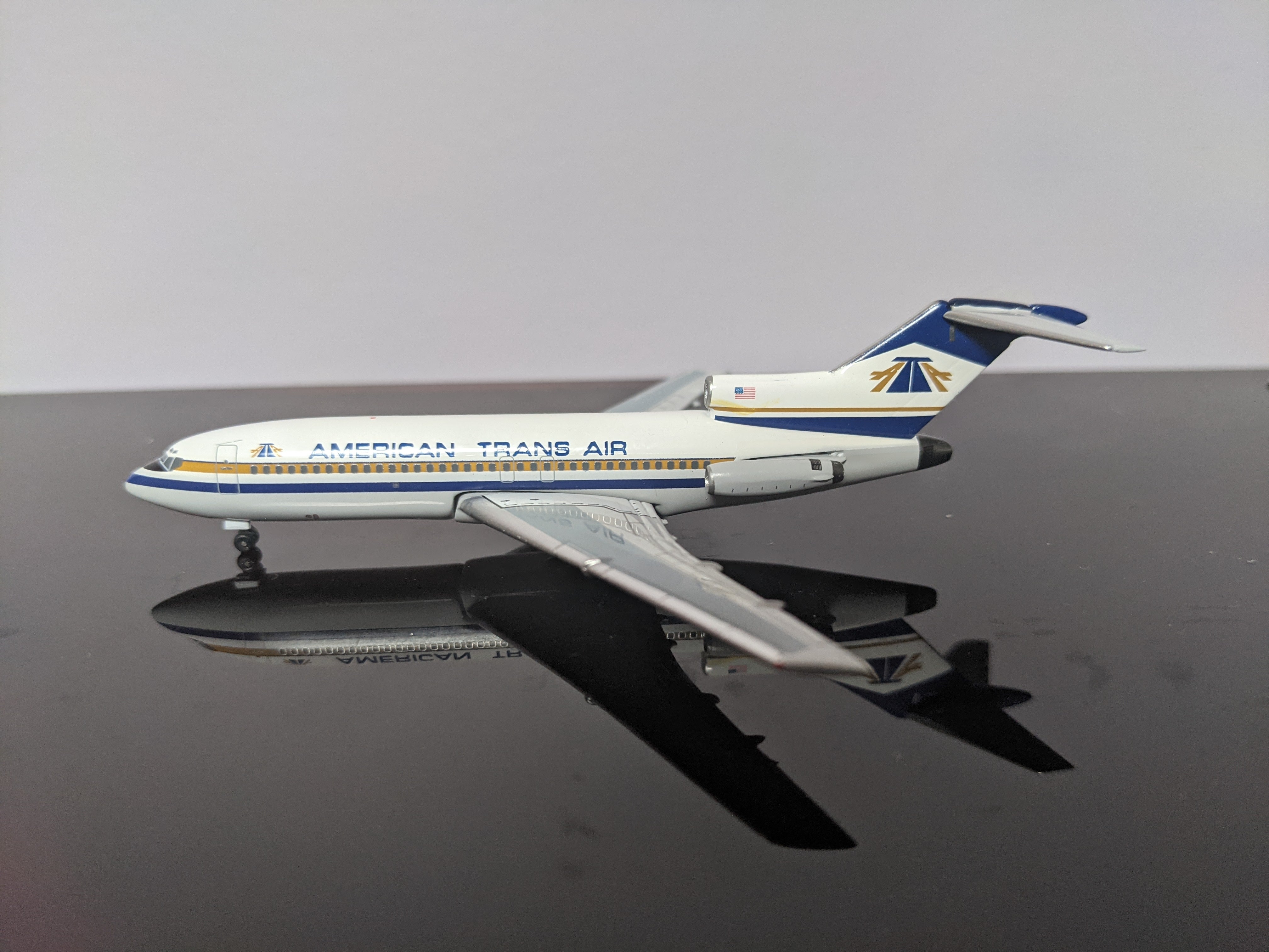 1:400 AEROCLASSICS ATA AMERICAN TRANS AIR B727-100 N286AT