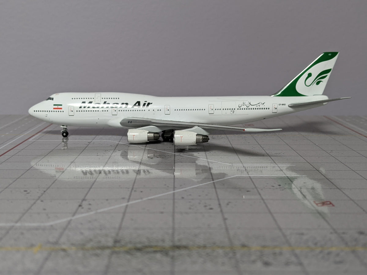 1:400 MAHAN AIR B747-300 EP-MND