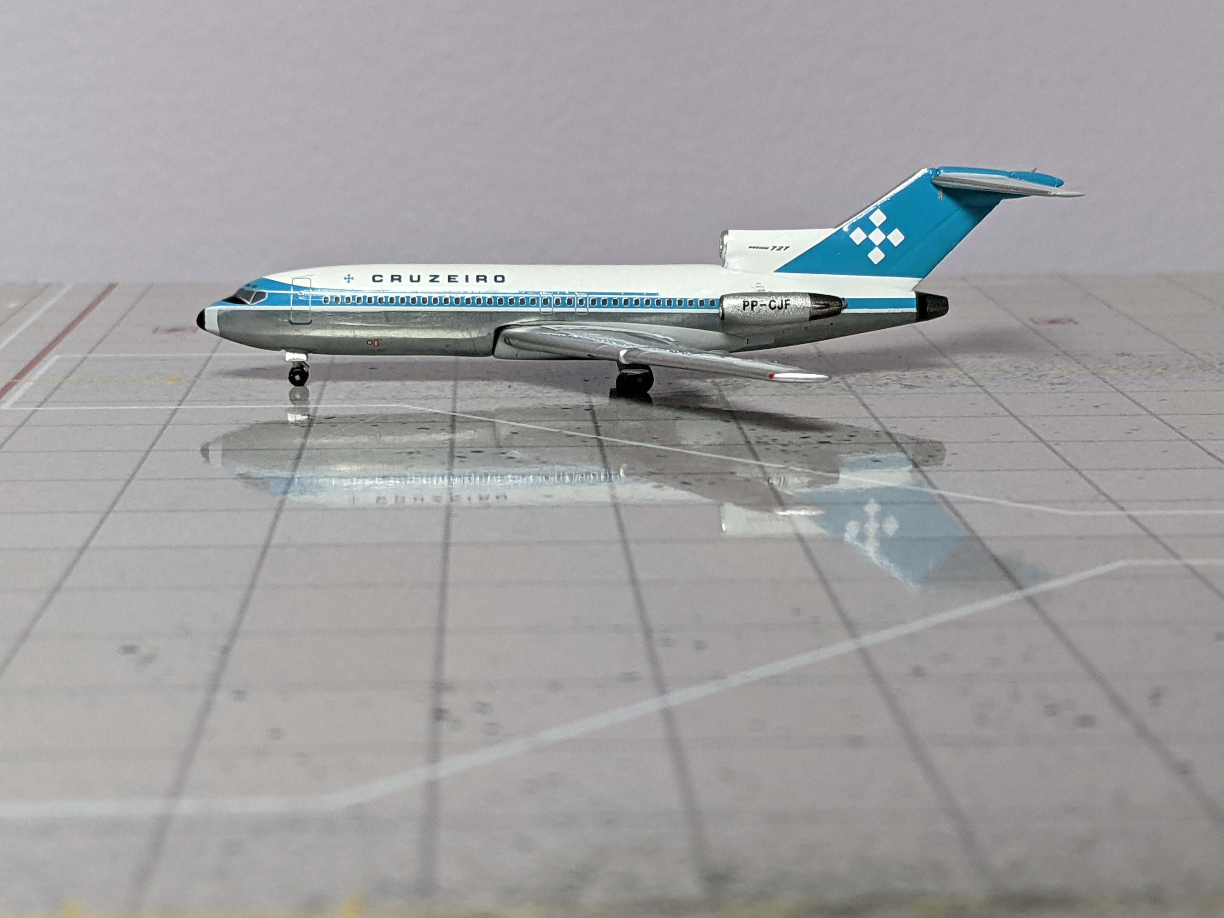 1:400 AEROCLASSICS CRUZEIRO B727-100 PP-CJF