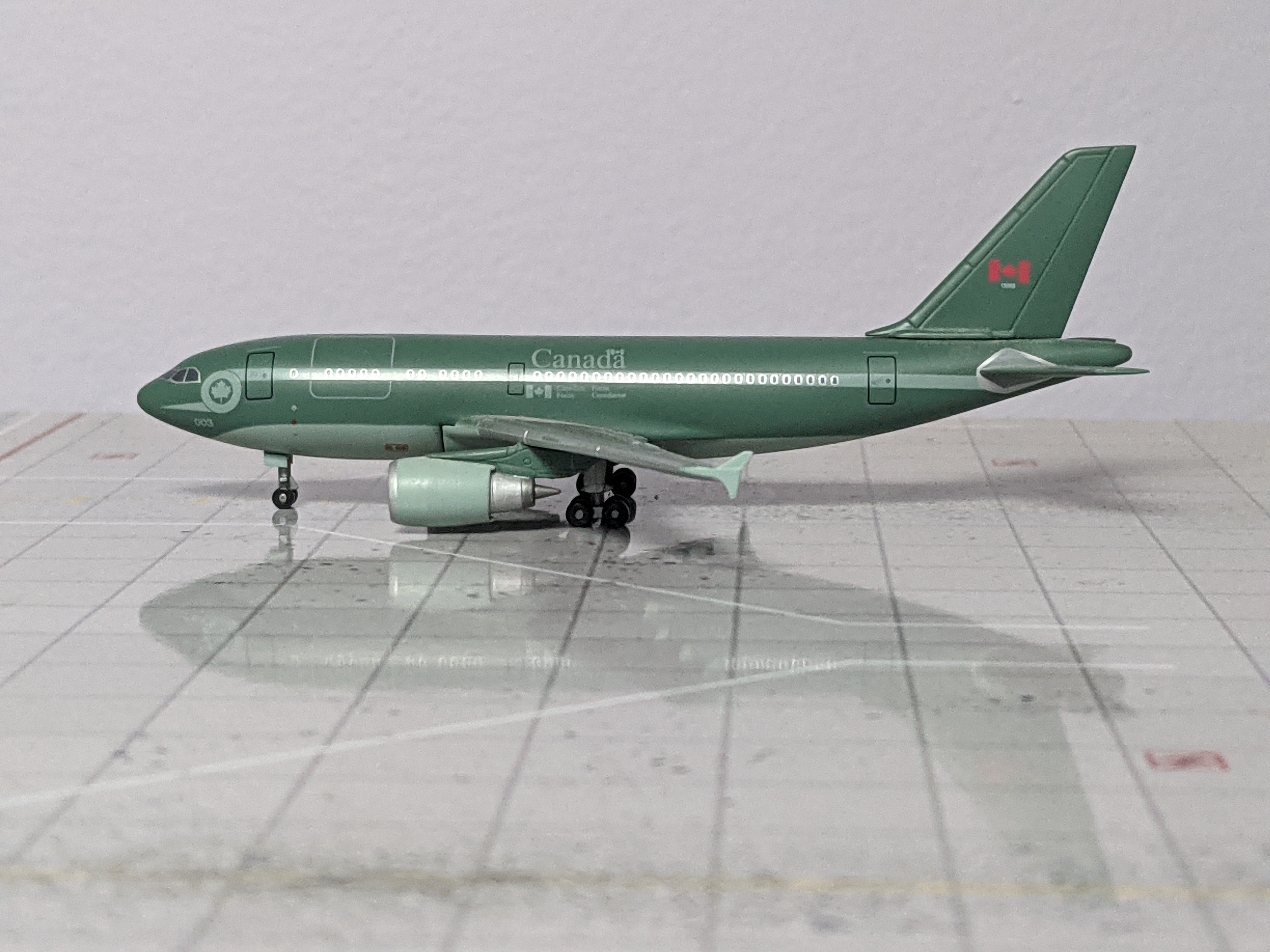 1:400 DRAGON CANADIAN AIR FORCE A310 15003