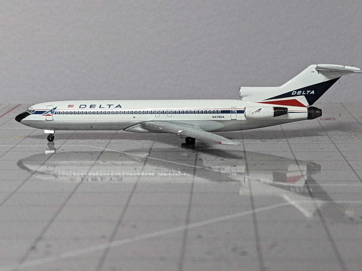 1:400 AEROCLASSICS DELTA B727-200 N476DA
