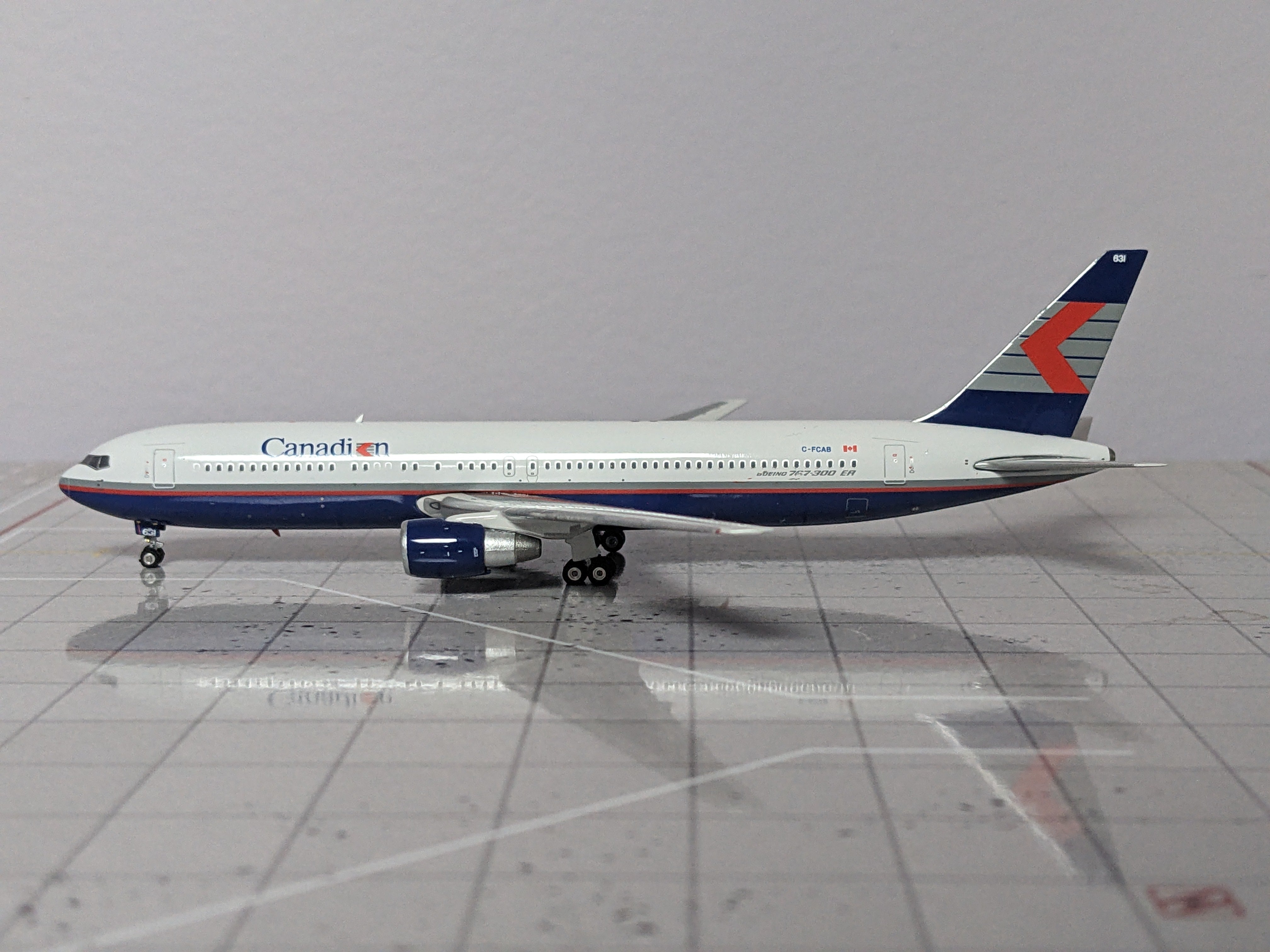 1:400 PHOENIX CANADIAN B767-300ER C-FCAB