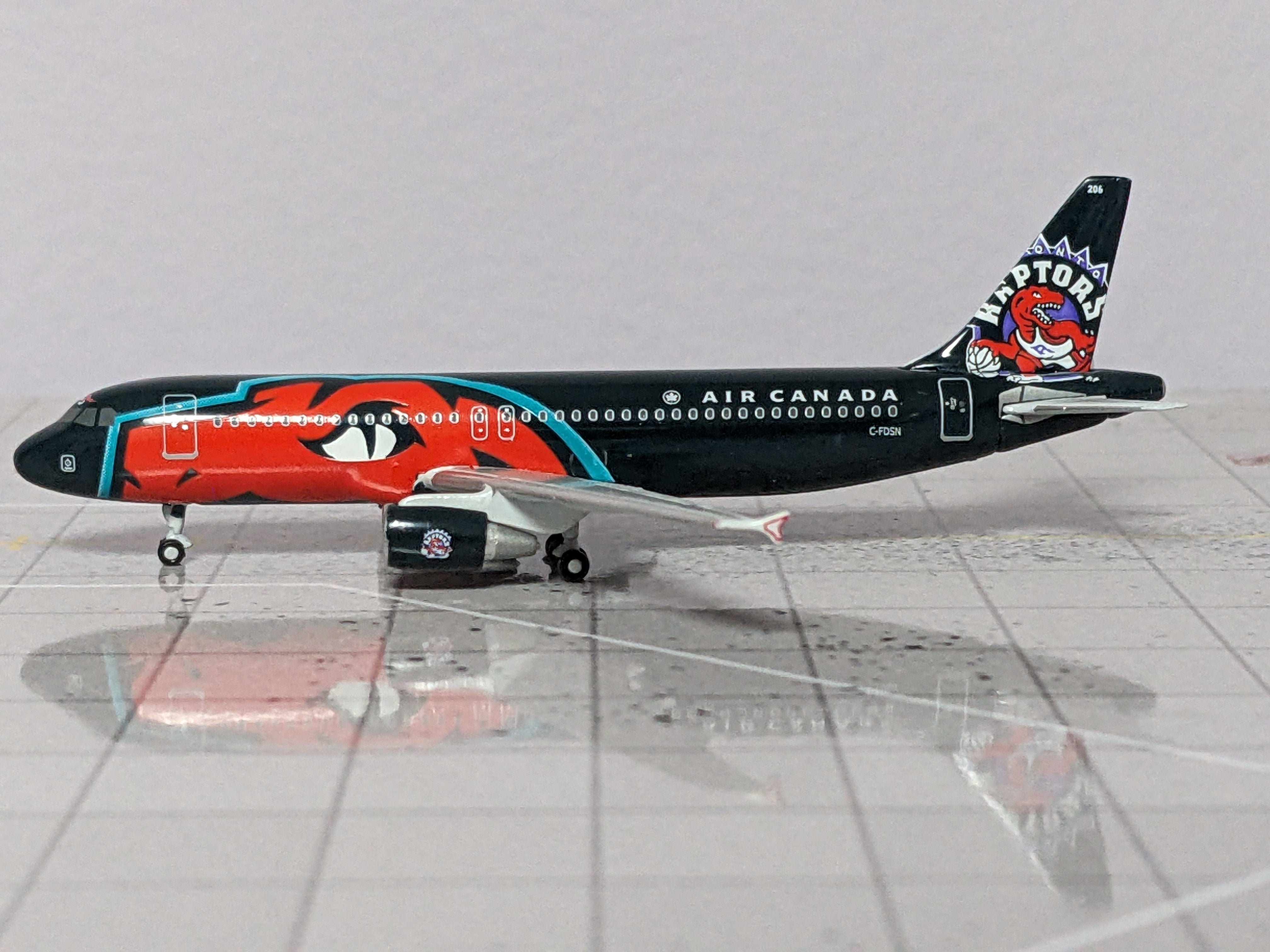 1:400 DREAM JETS AIR CANADA TORONTO RAPTORS A320 C-FDSN