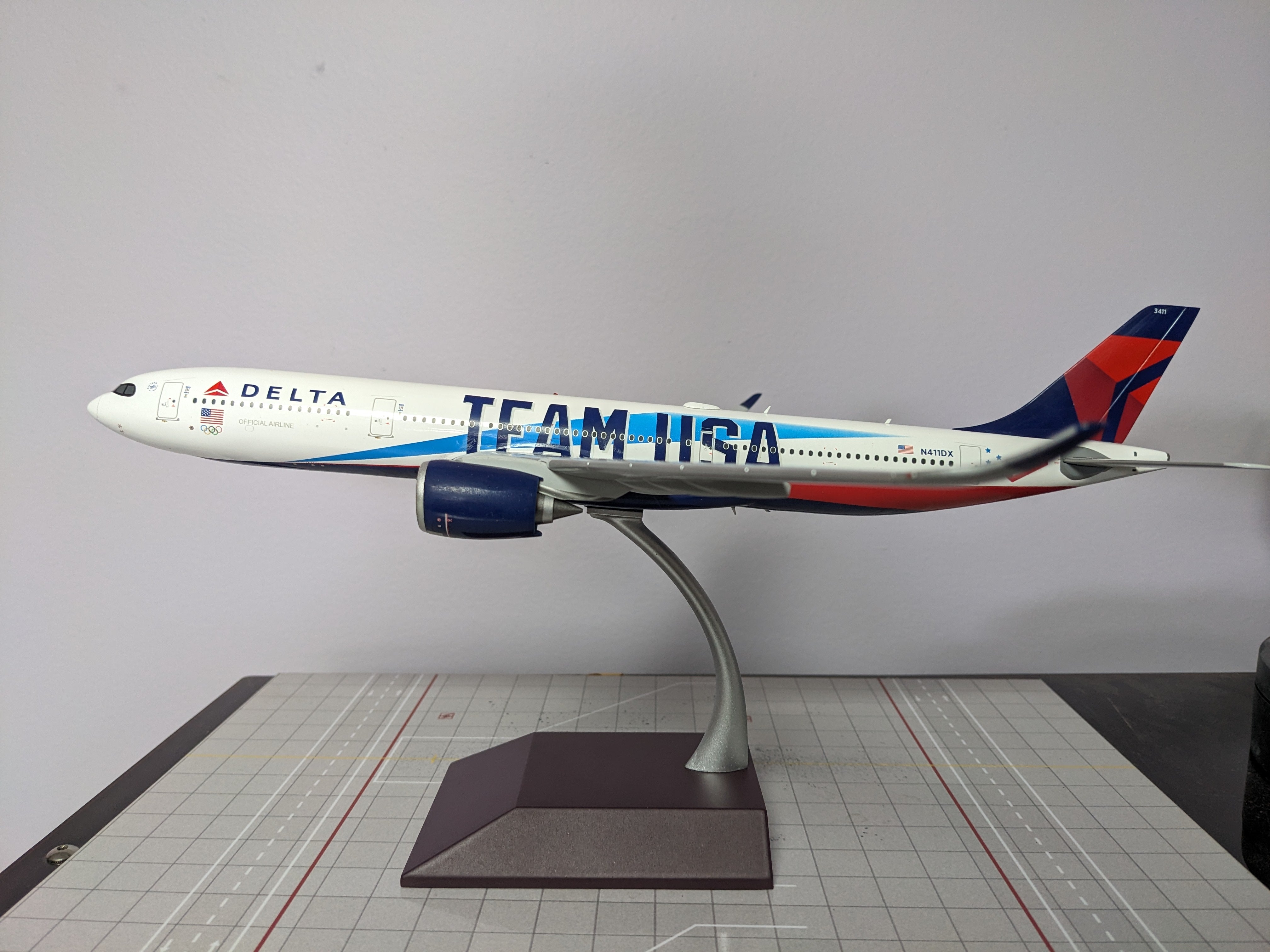 1:200 GEMINI DELTA A330-900 "TEAM USA" N411DX