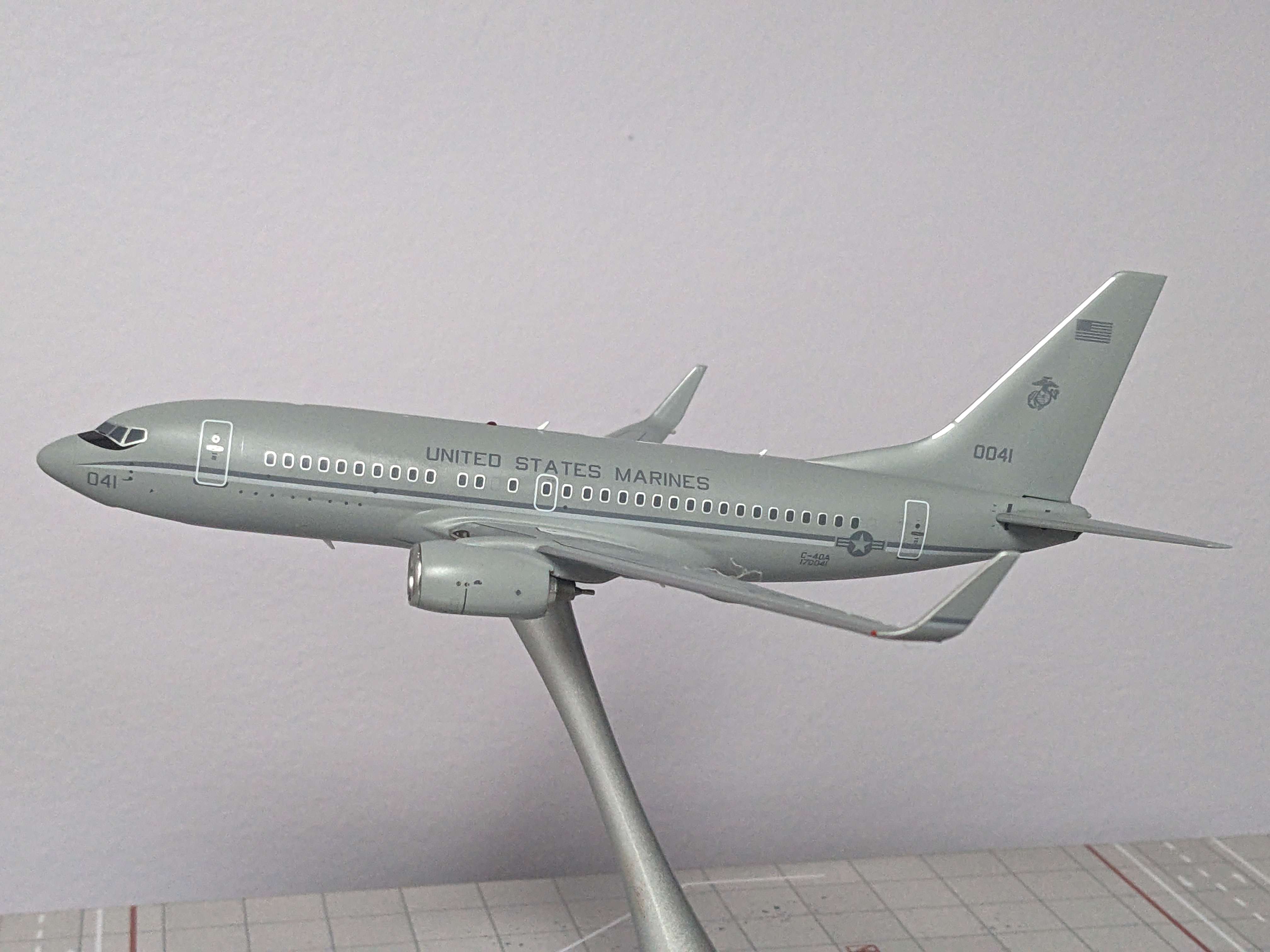 1:200 NG USMC C-40B 0041 "LOW VIZ GREY"