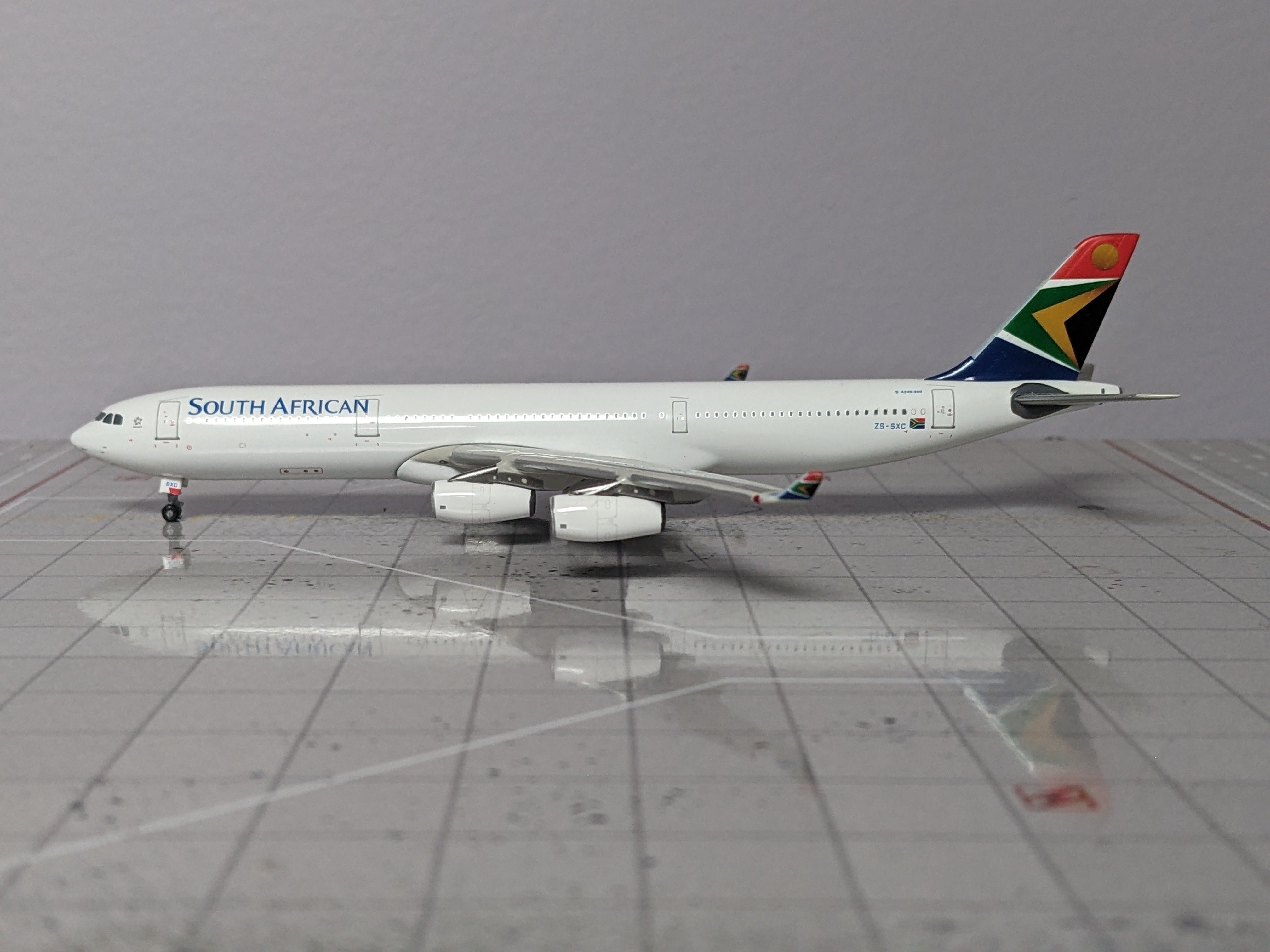1:400 GEMINI SOUTH AFRICAN A340-300 ZS-SXC