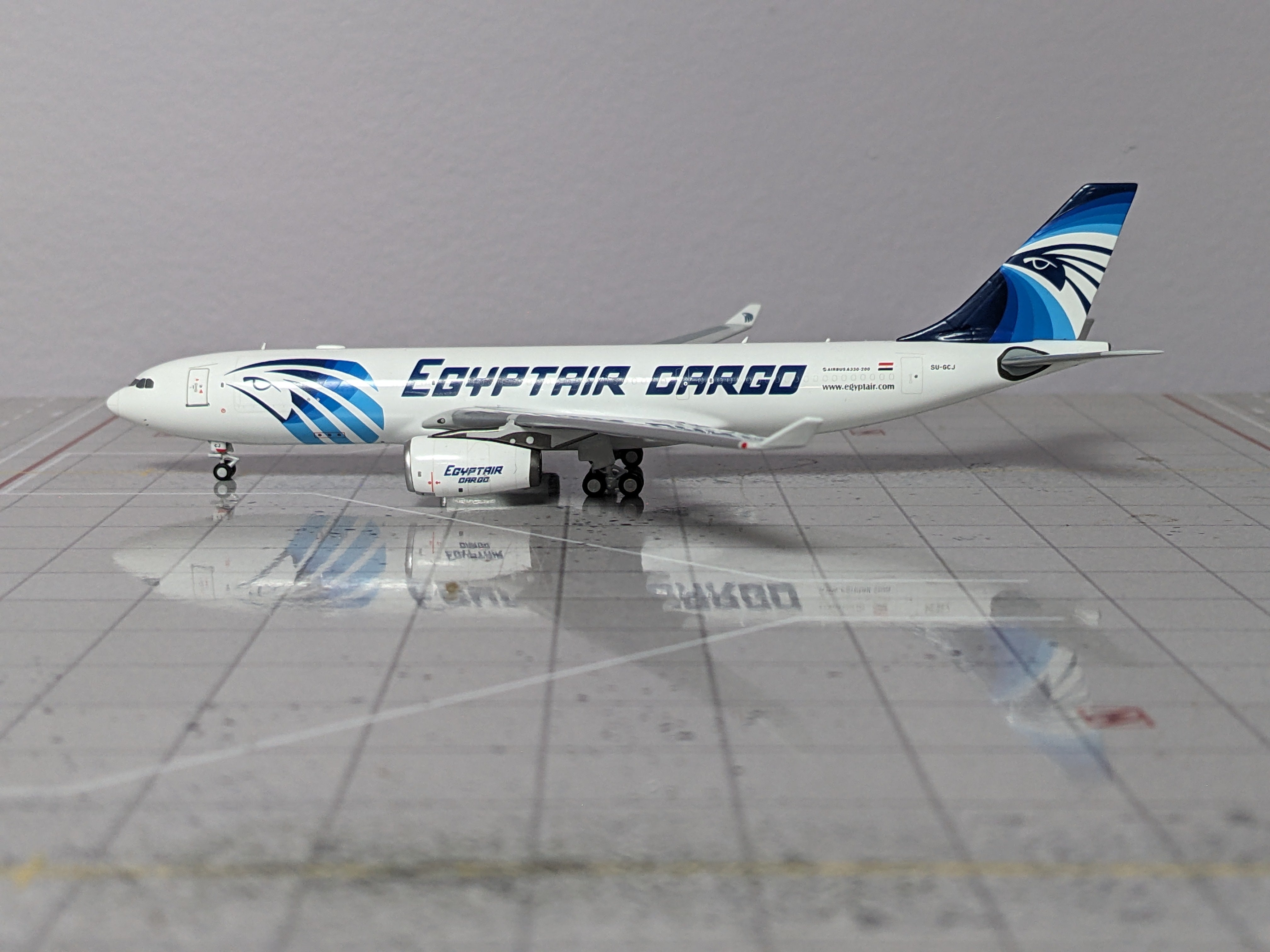 1:400 NG EGYPTAIR CARGO A330-200F SU-GCJ