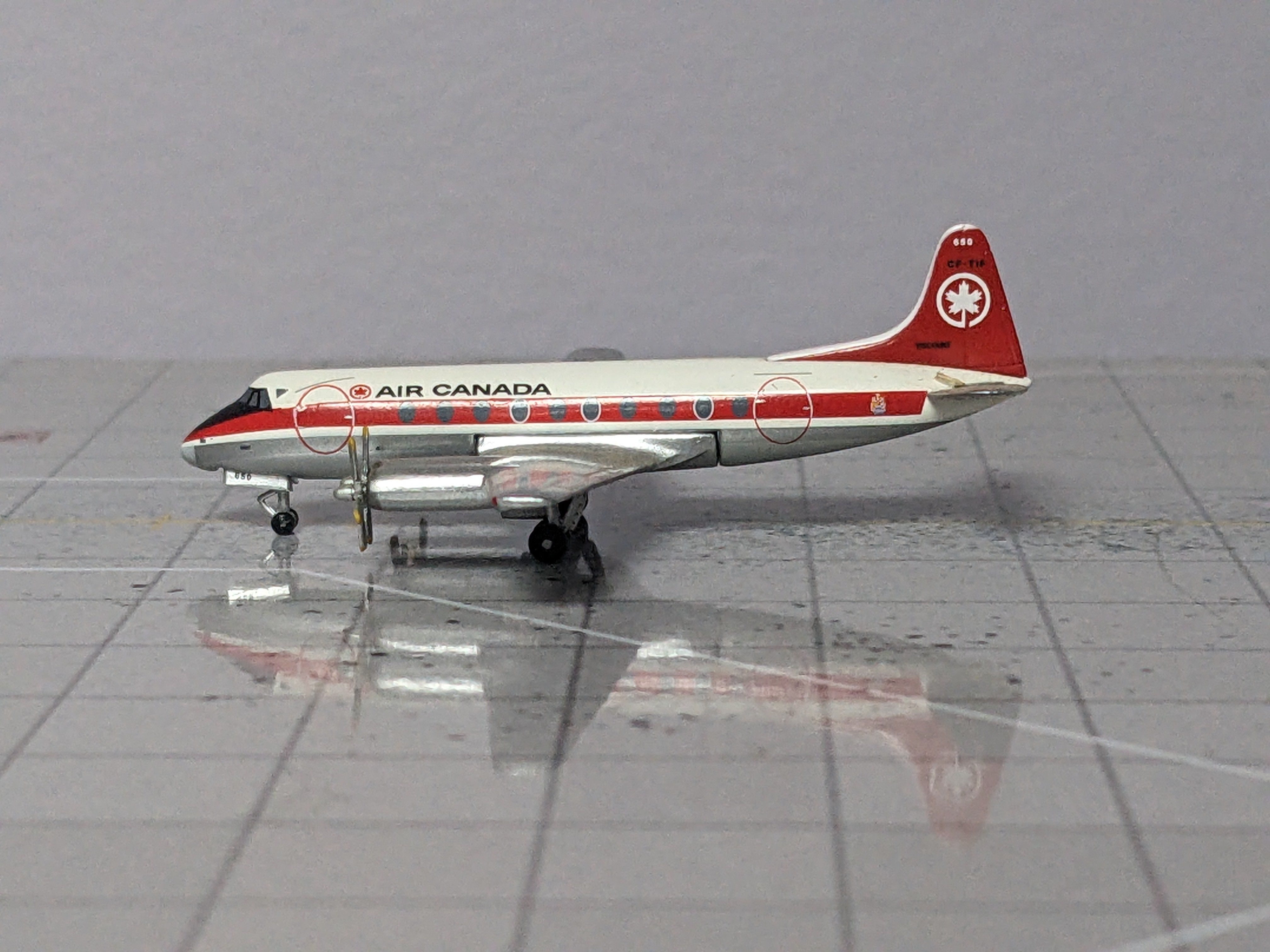 1:400 AEROCLASSICS AIR CANADA VICKERS VANGUARD 757 CF-TIF