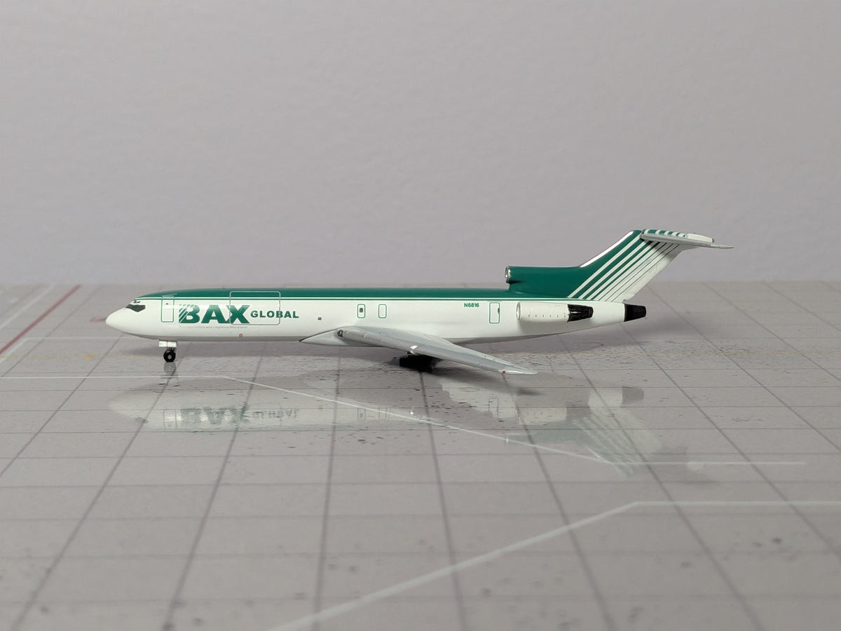 1:400 AEROCLASSICS BAX B727-200 N6816