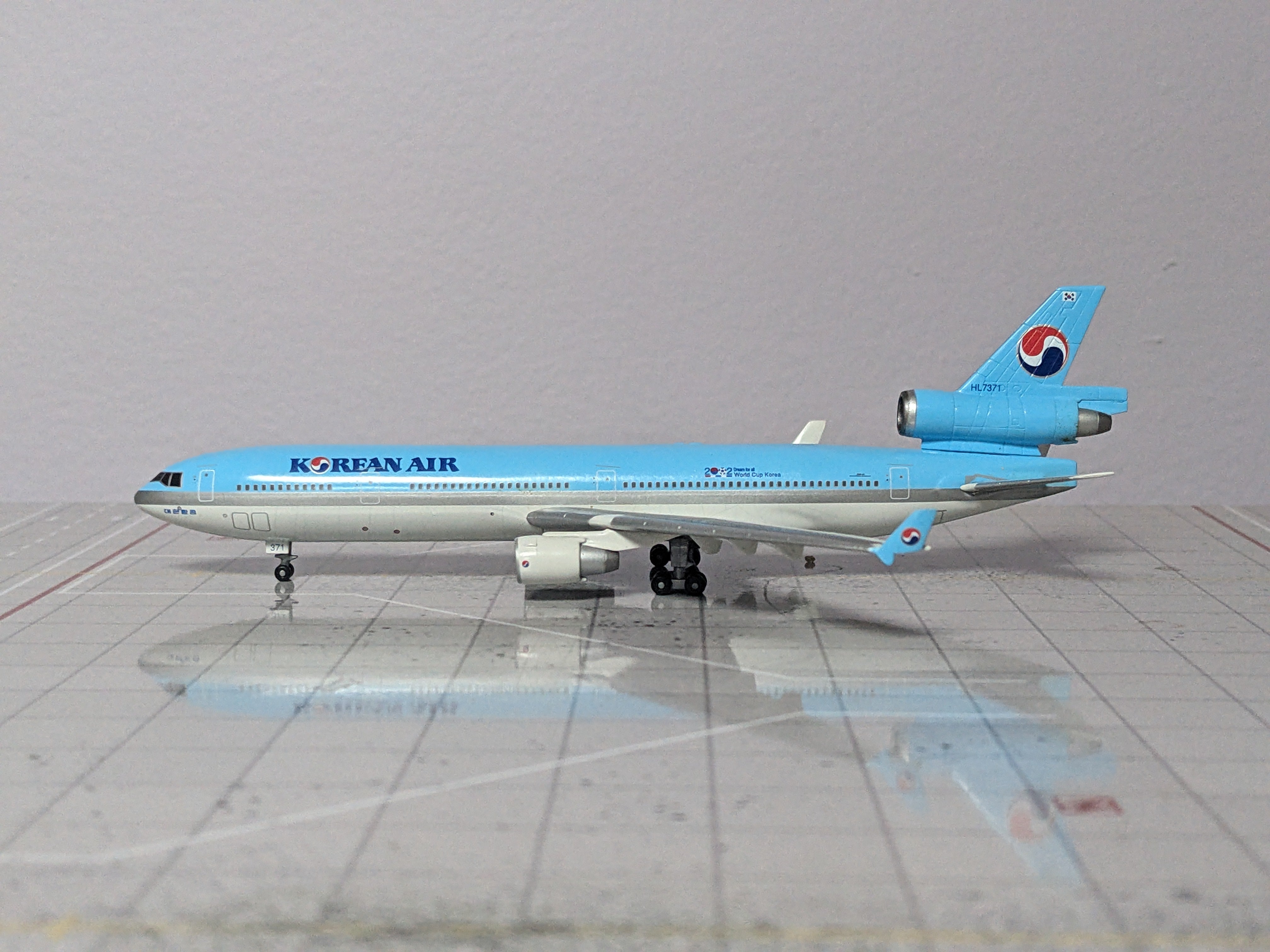1:400 DRAGON KOREAN MD-11 HL7371 WORLD CUP