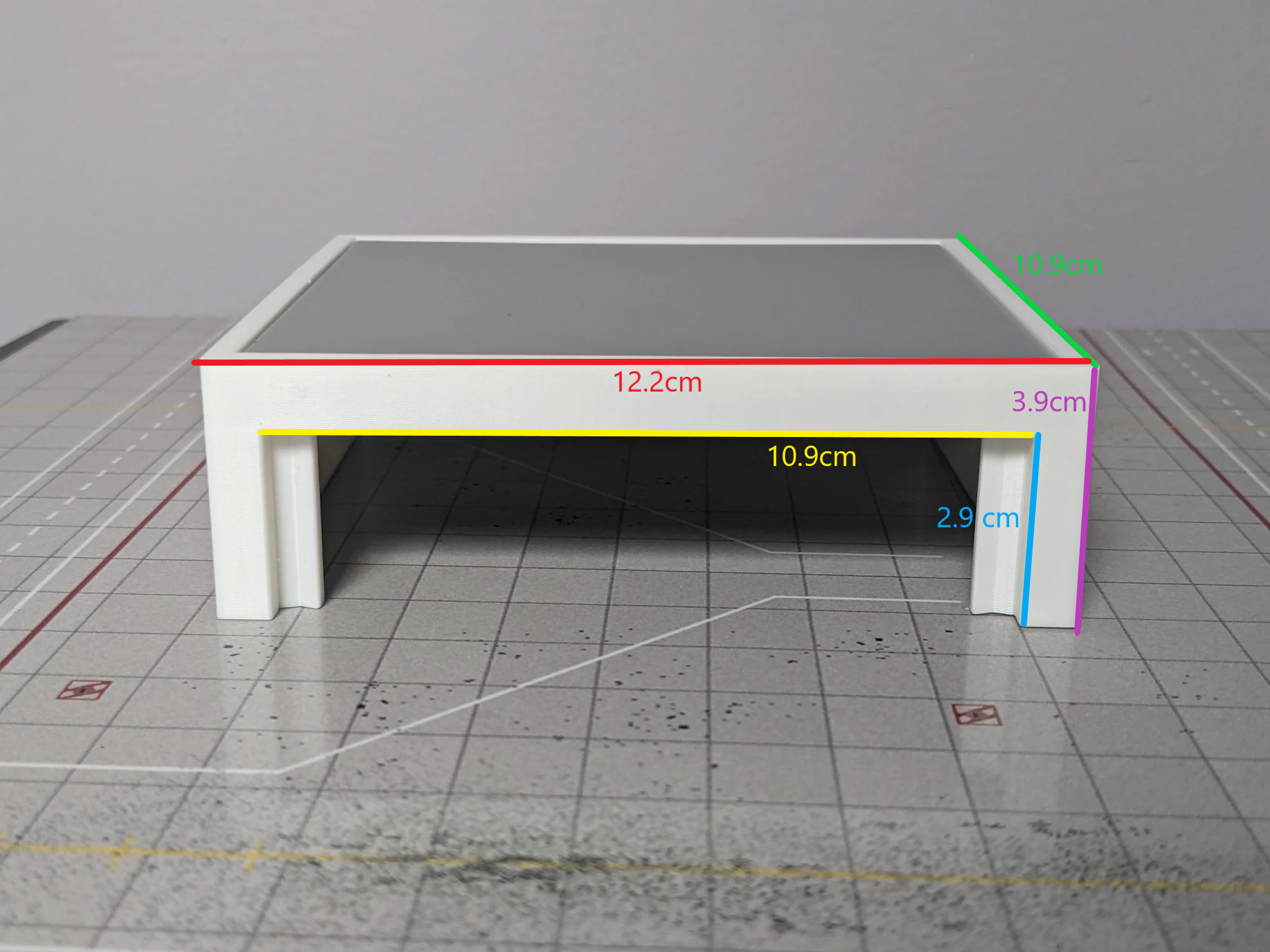 1:400 REGIONAL HANGAR