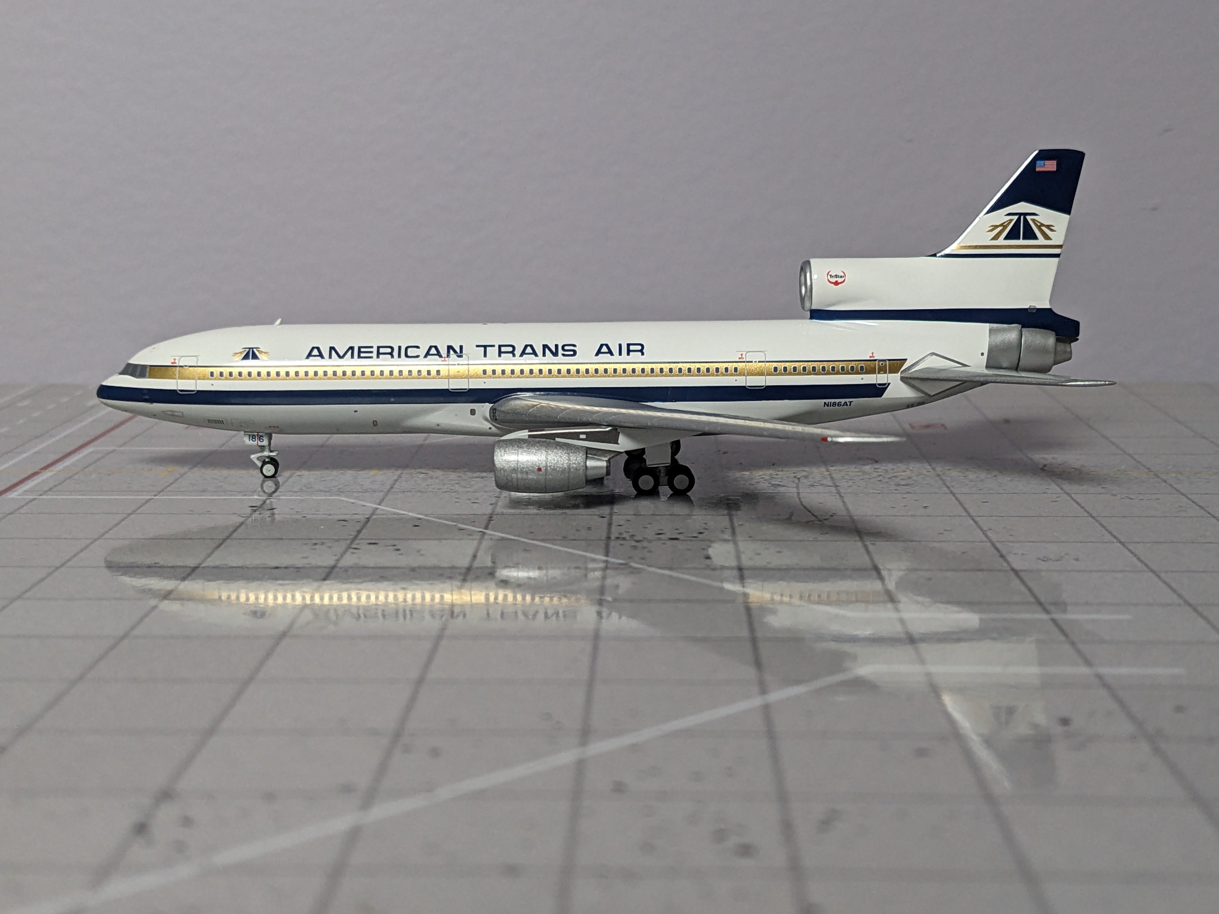 1:400 NG ATA L-1011 N186AT