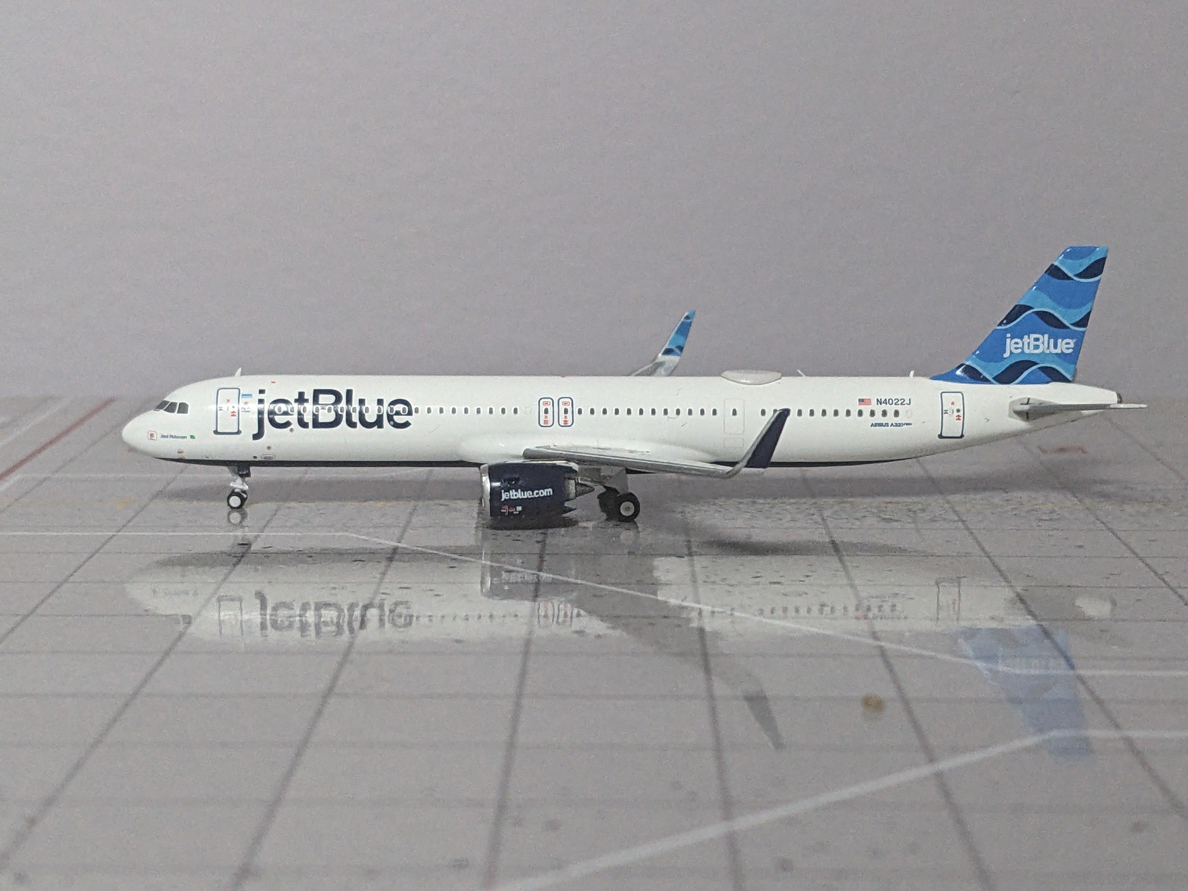 1:400 PANDA JETBLUE A321neo N4022J