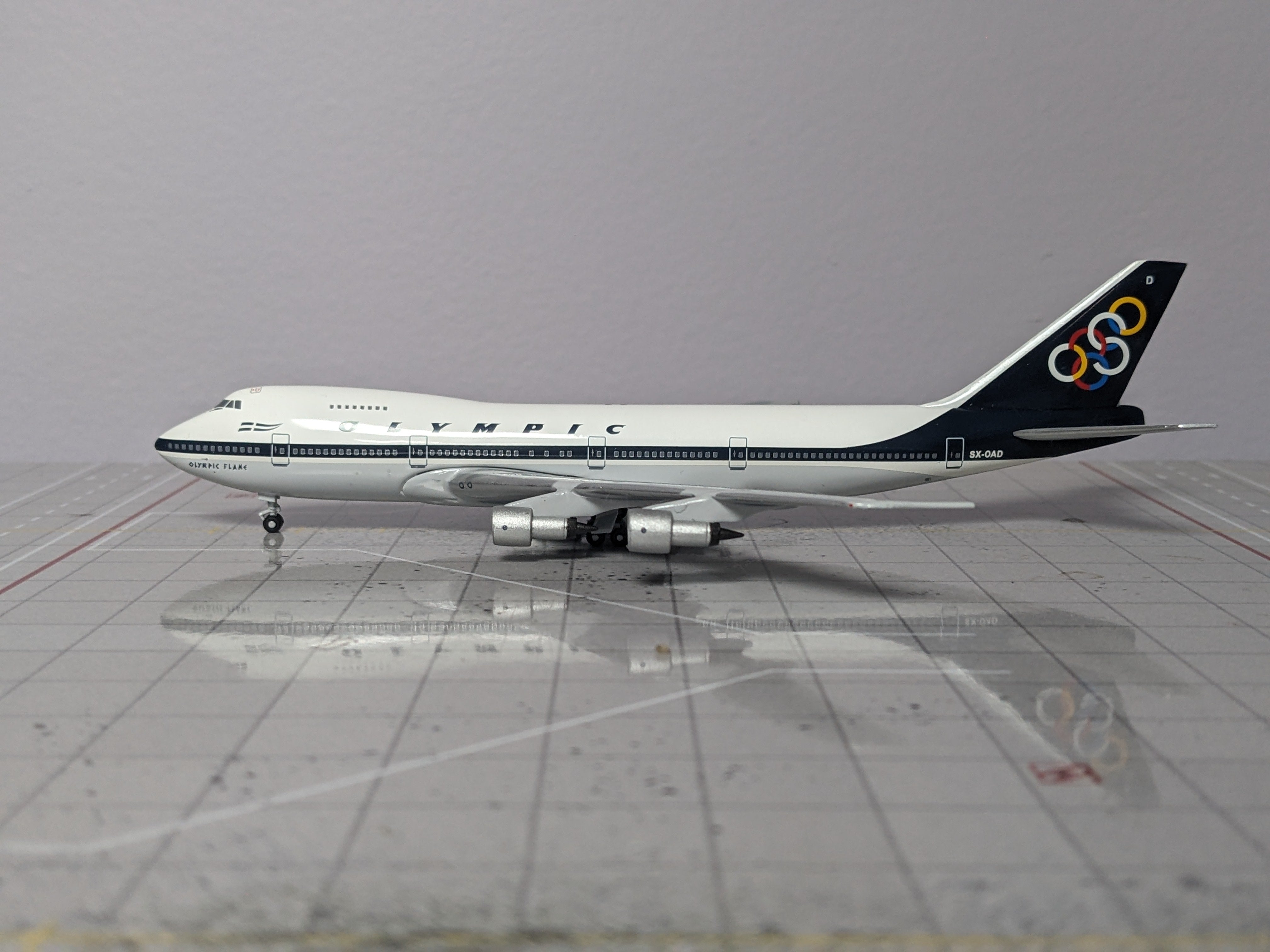 1:400 AEROCLASSICS OLYMPIC B747-200