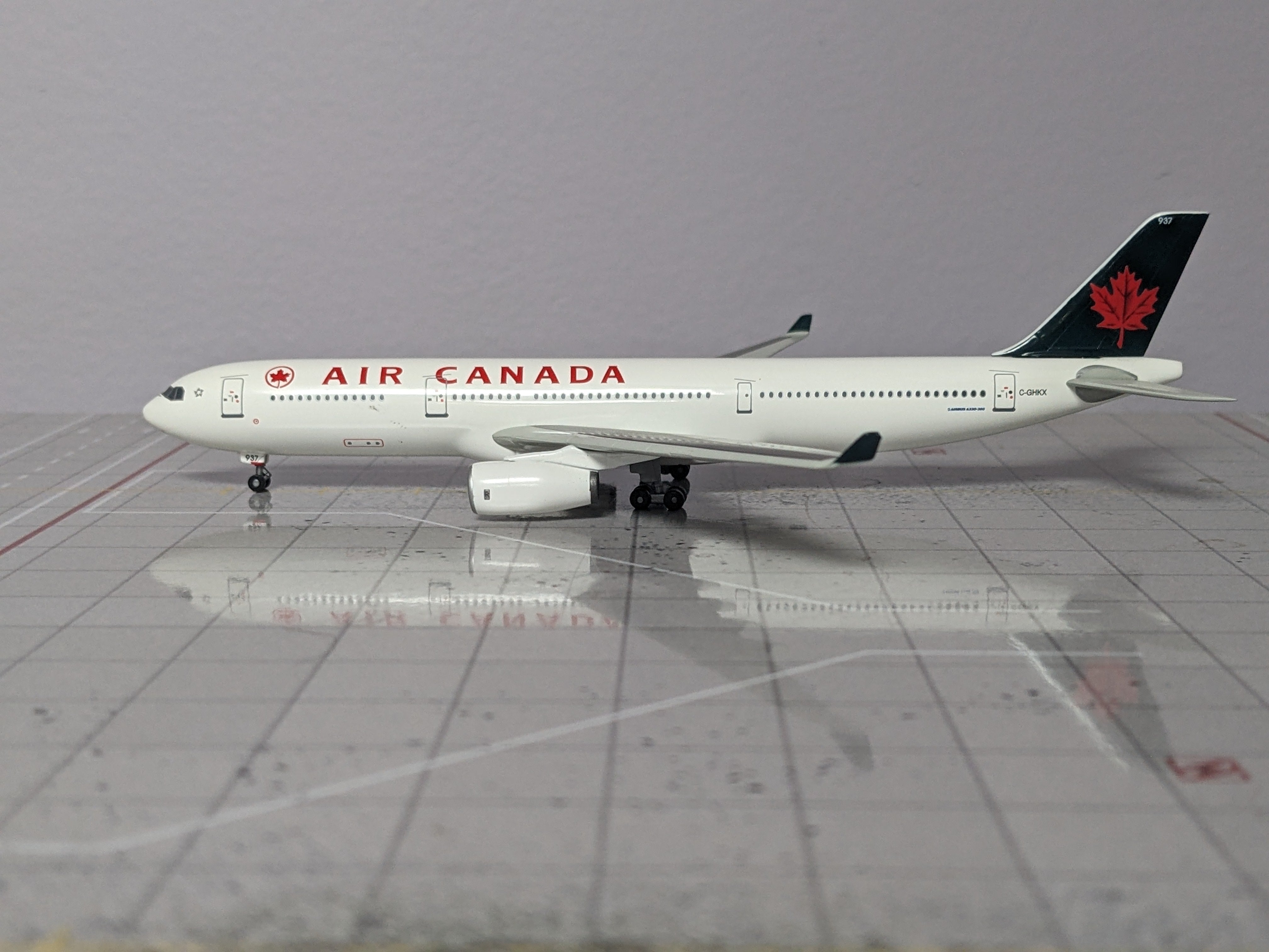 1:400 DRAGON AIR CANADA A330-300 C-GHKX