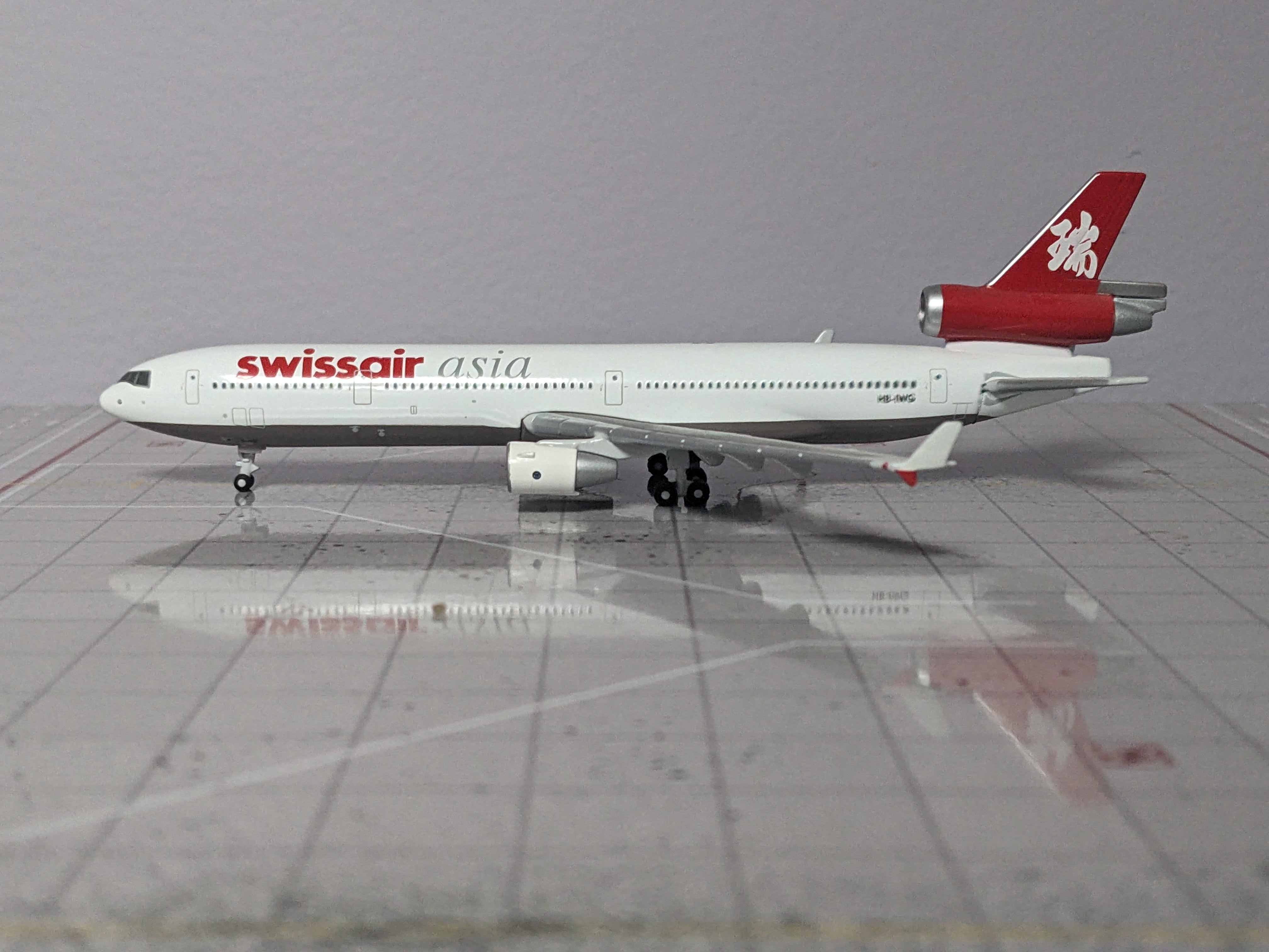 1:400 GEMINI SWISSAIR ASIA MD-11 HB-IWG