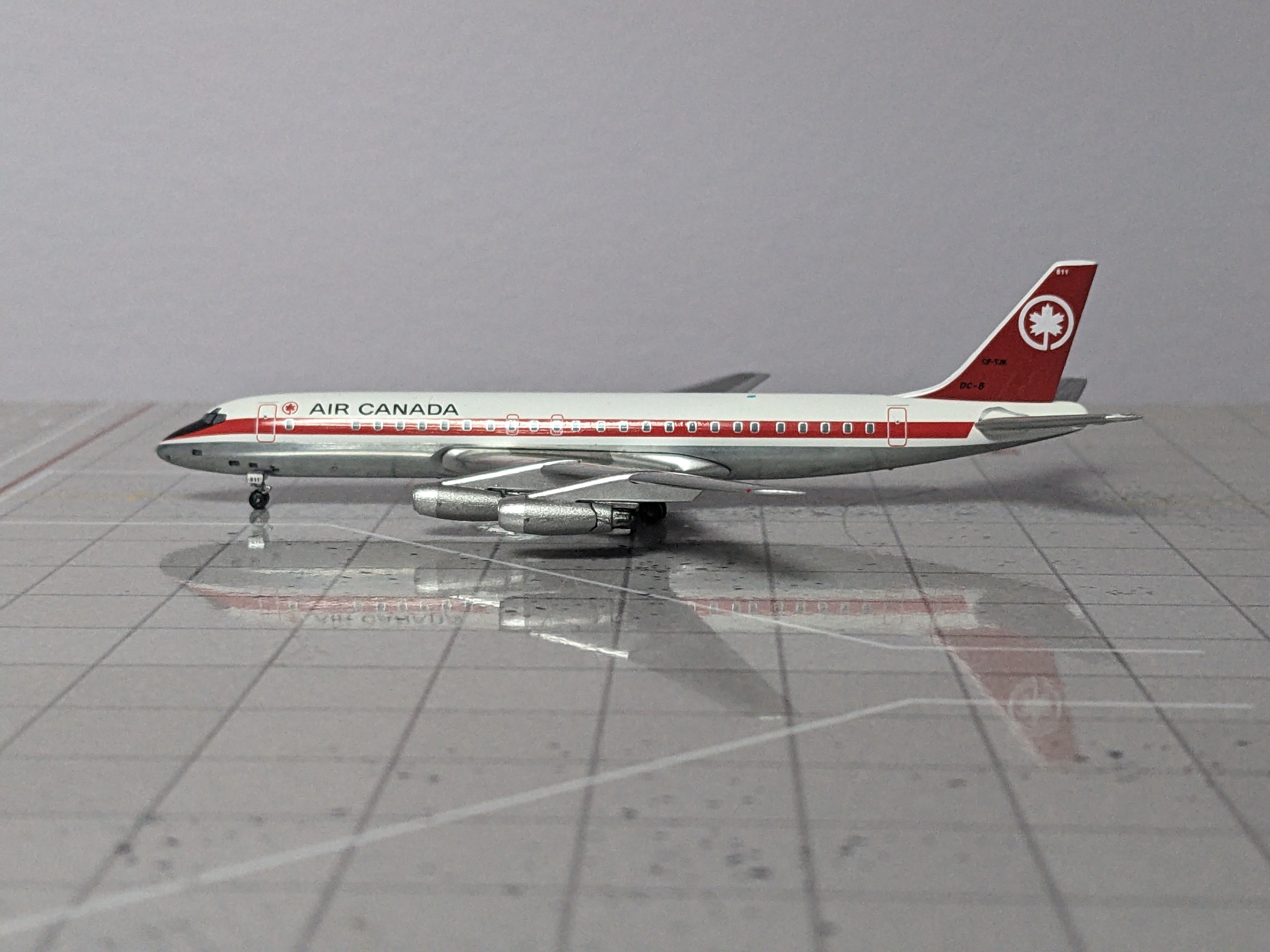 1:400 AEROCLASSICS AIR CANADA DC-8-43 CF-TJK