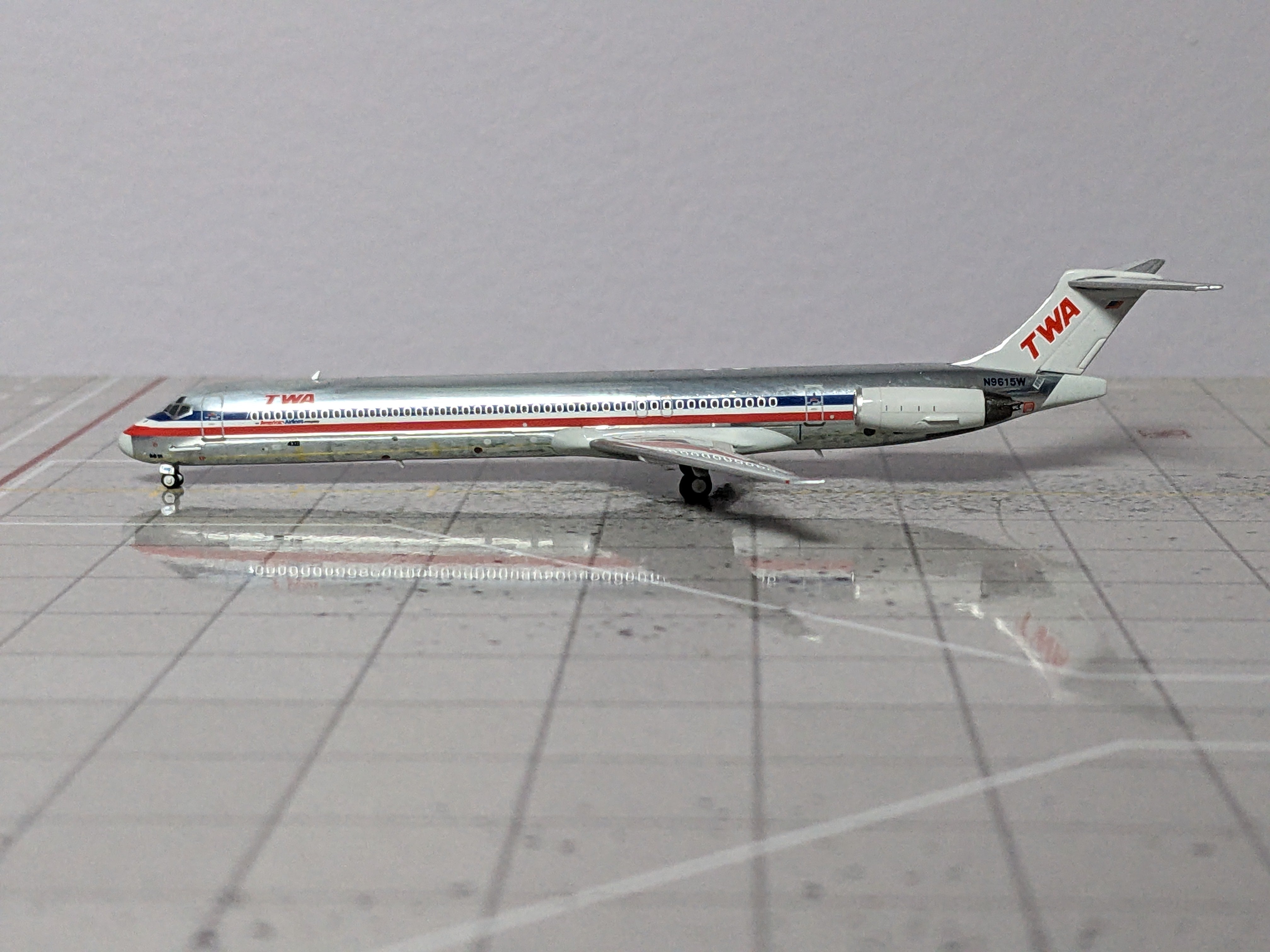 1:400 NG TWA MD-83 N9615W "TWA HYBRID"