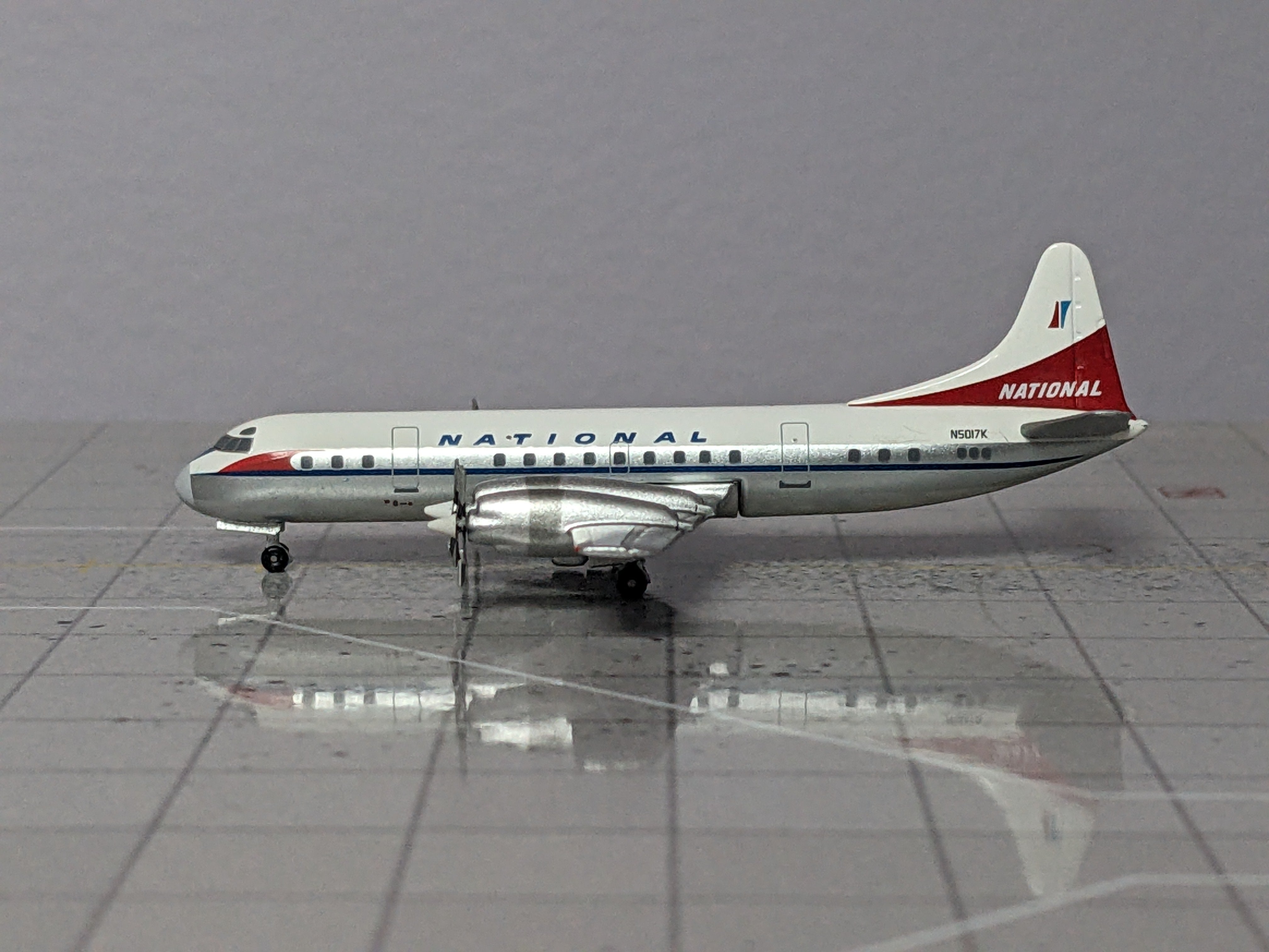 1:400 AEROCLASSICS NATIONAL L-188 N5017K